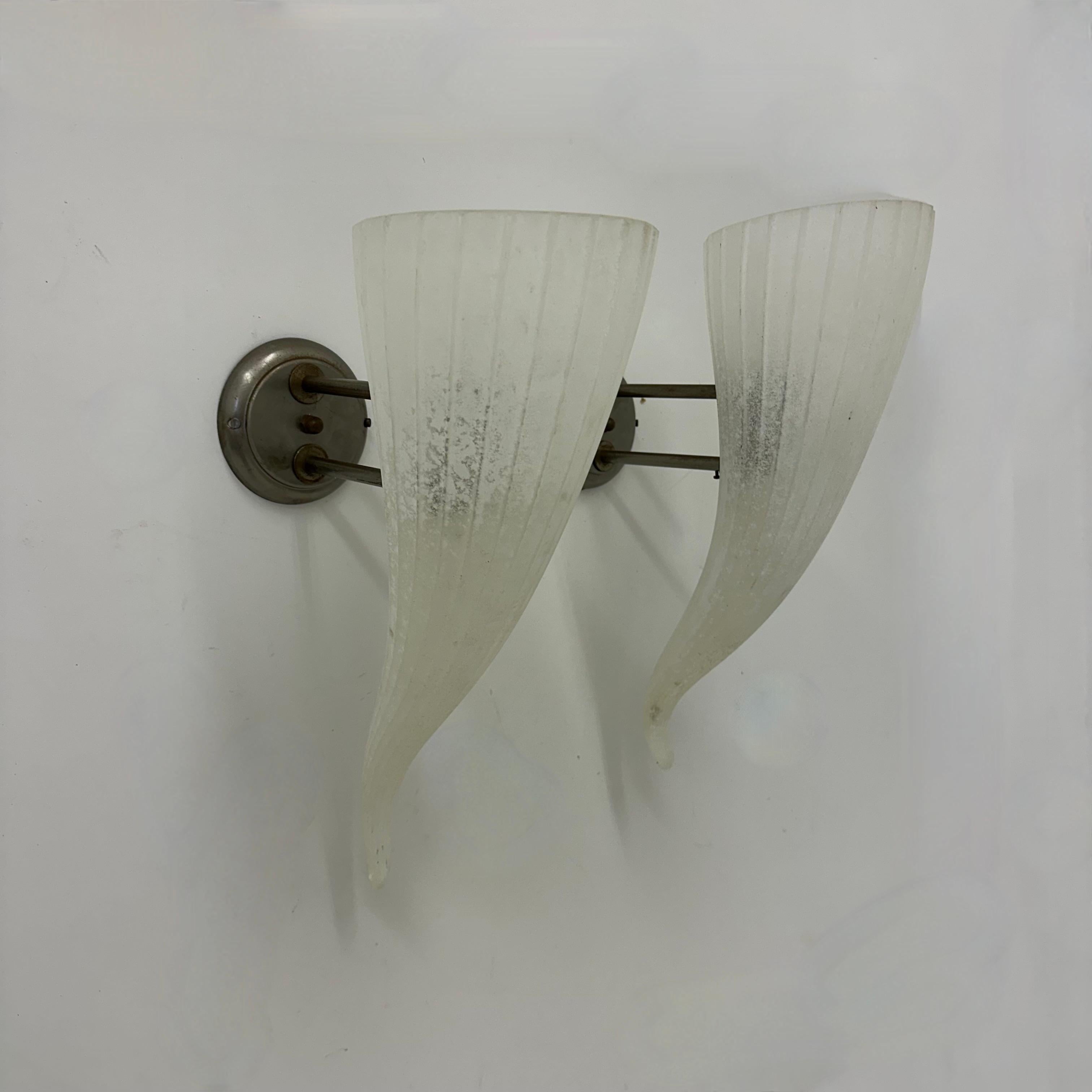 Paire d'appliques en verre torch, années 1980 en vente 7