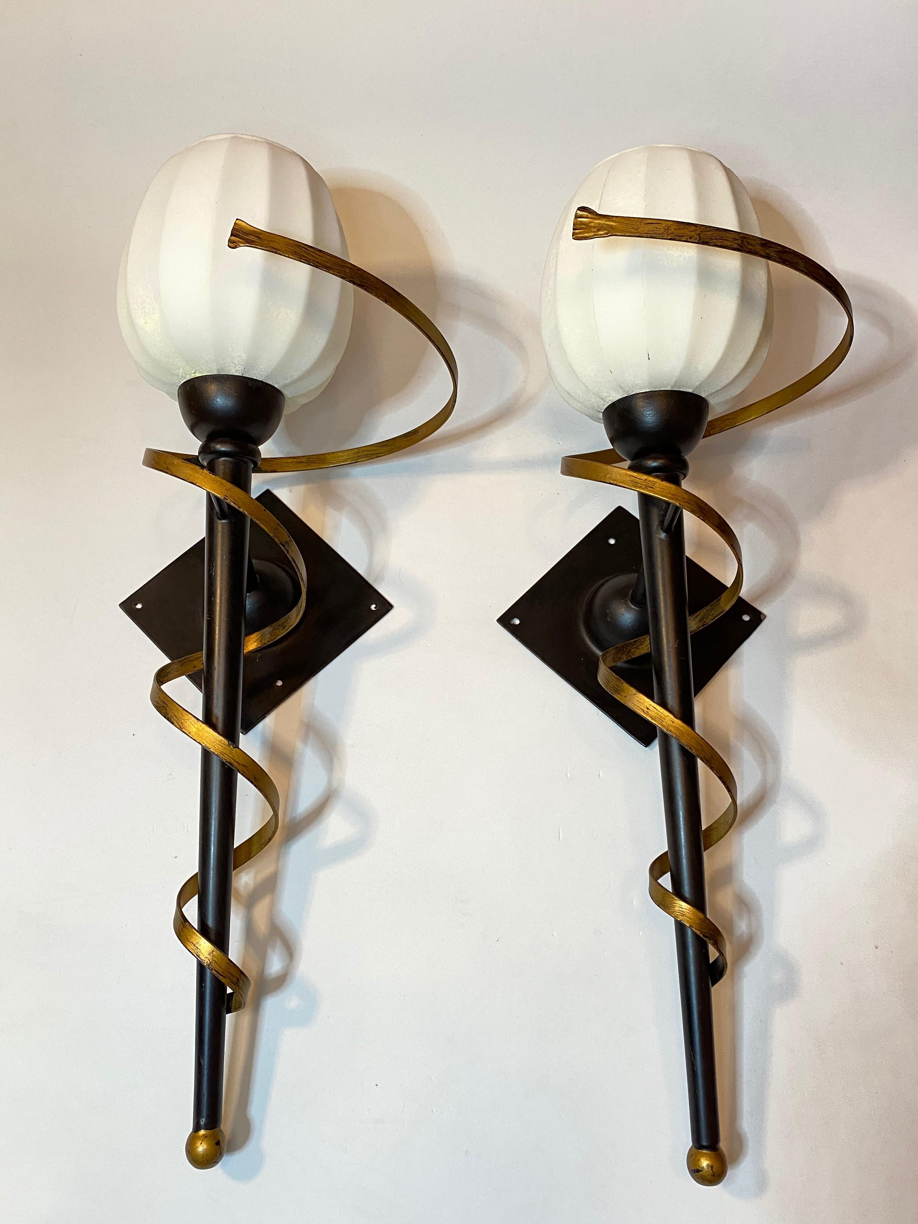 Italian Pair of Torch Tole Sconces Gilded and Black Metal, Koegl Leuchten, 1980s For Sale