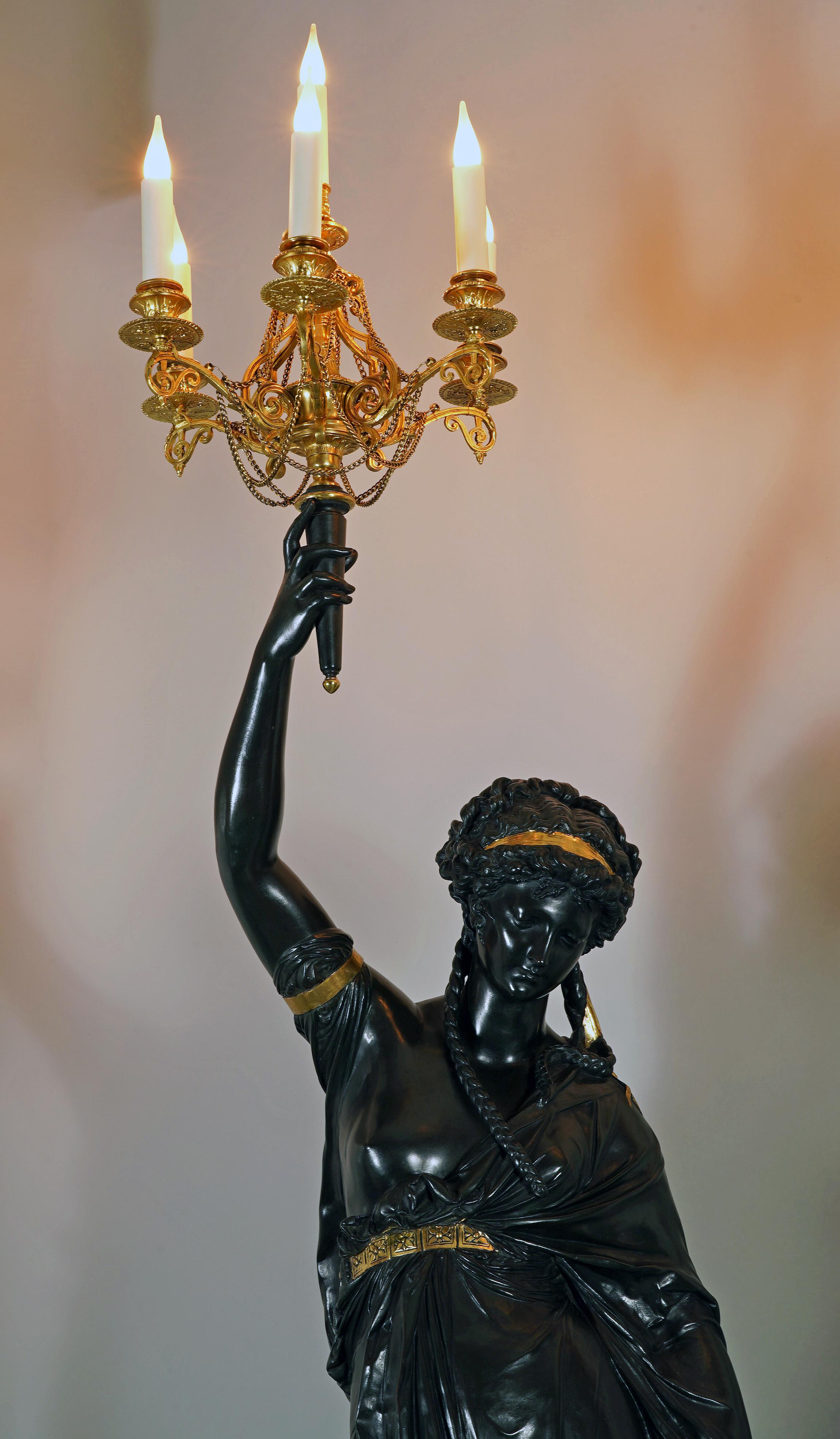 Français Paire de torchères Night & Day de Carrier-Belleuse & E.Colin, 19e siècle en vente