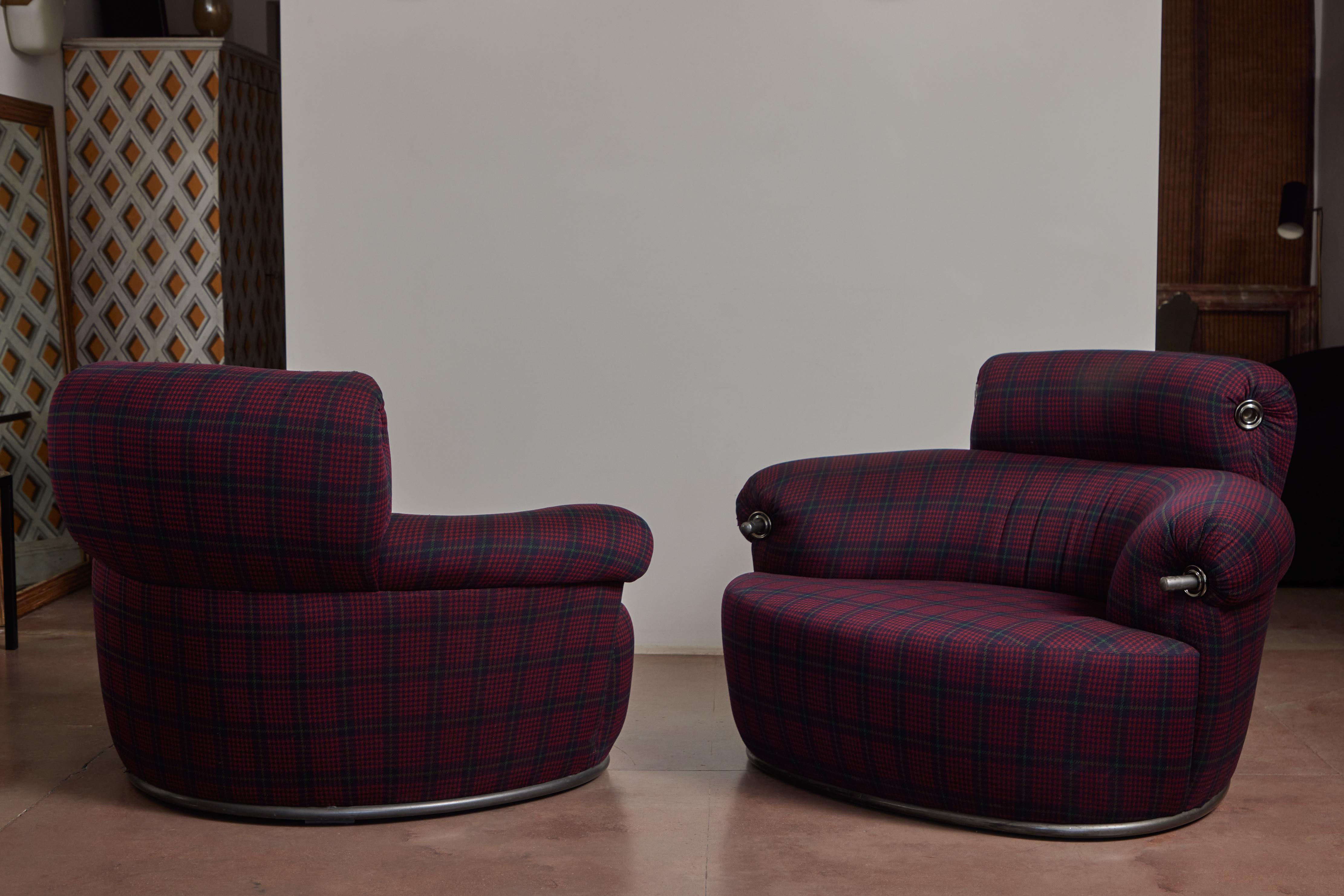 Late 20th Century Pair of Toro Armchairs by Luigi Caccia Dominioni for Azucena For Sale