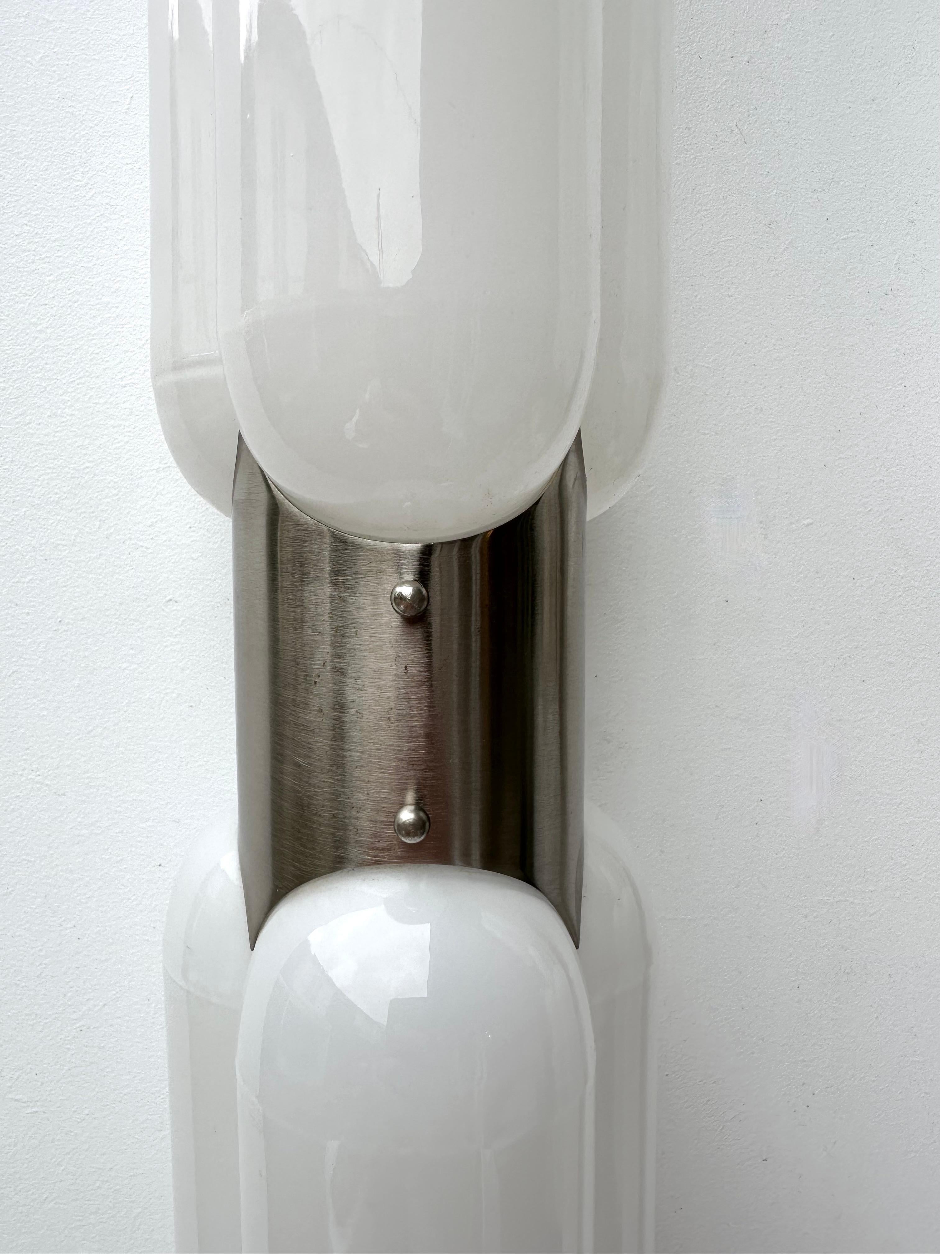 Pair of Torpedo Murano Glass Sconces by Carlo Nason for Mazzega, Italy, 1970s In Good Condition For Sale In SAINT-OUEN, FR