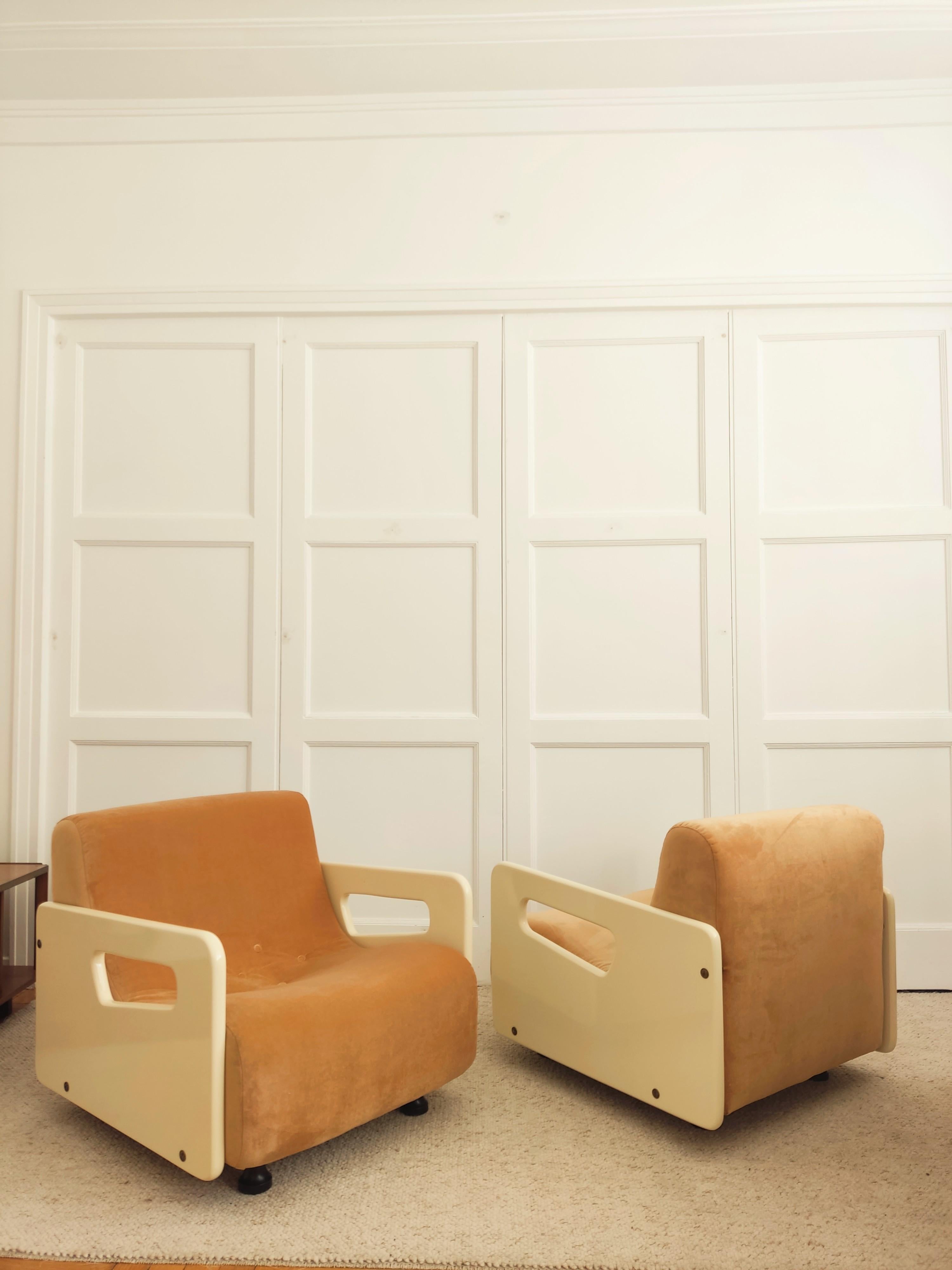 Pair of Toruga armchairs - Italy 1960s en vente 2