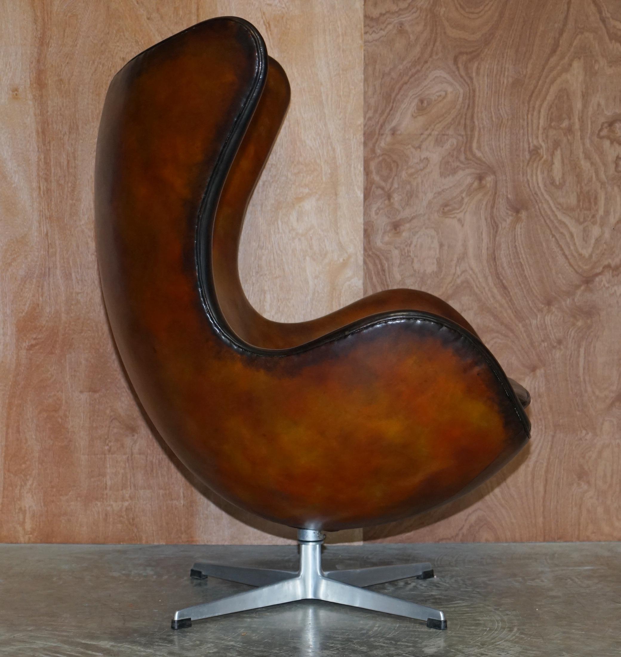 Pair of Totally Restored Original 1963 Fully Stamped Fritz Hansen Egg Chairs 1