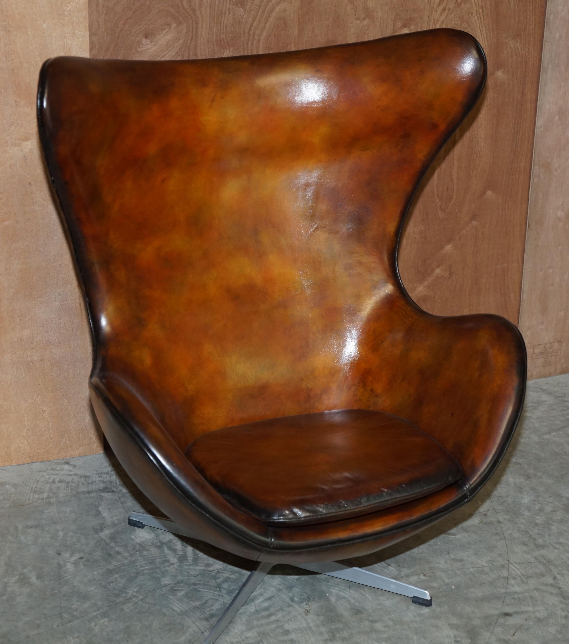 Pair of Totally Restored Original 1963 Fully Stamped Fritz Hansen Egg Chairs 5