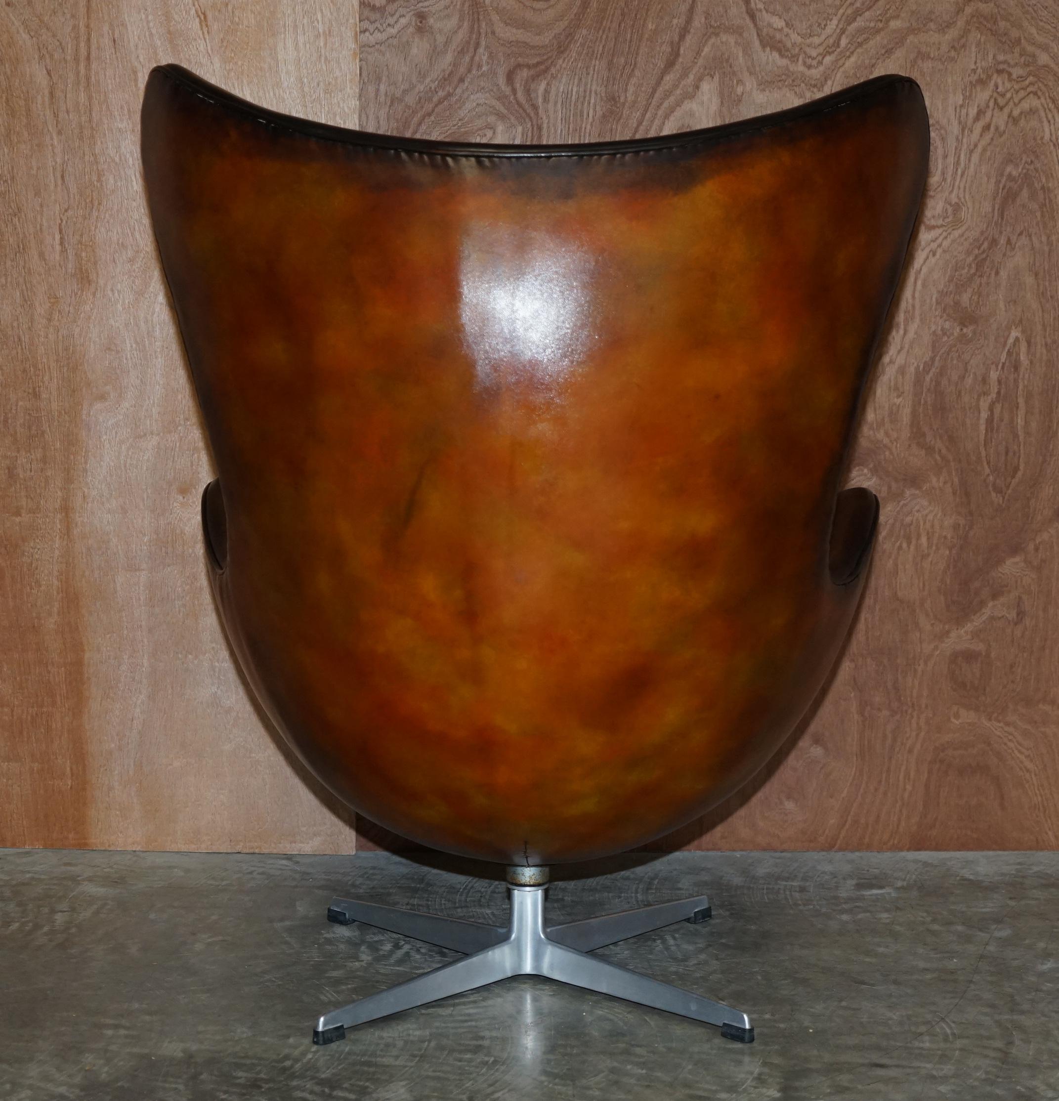 Pair of Totally Restored Original 1963 Fully Stamped Fritz Hansen Egg Chairs 8