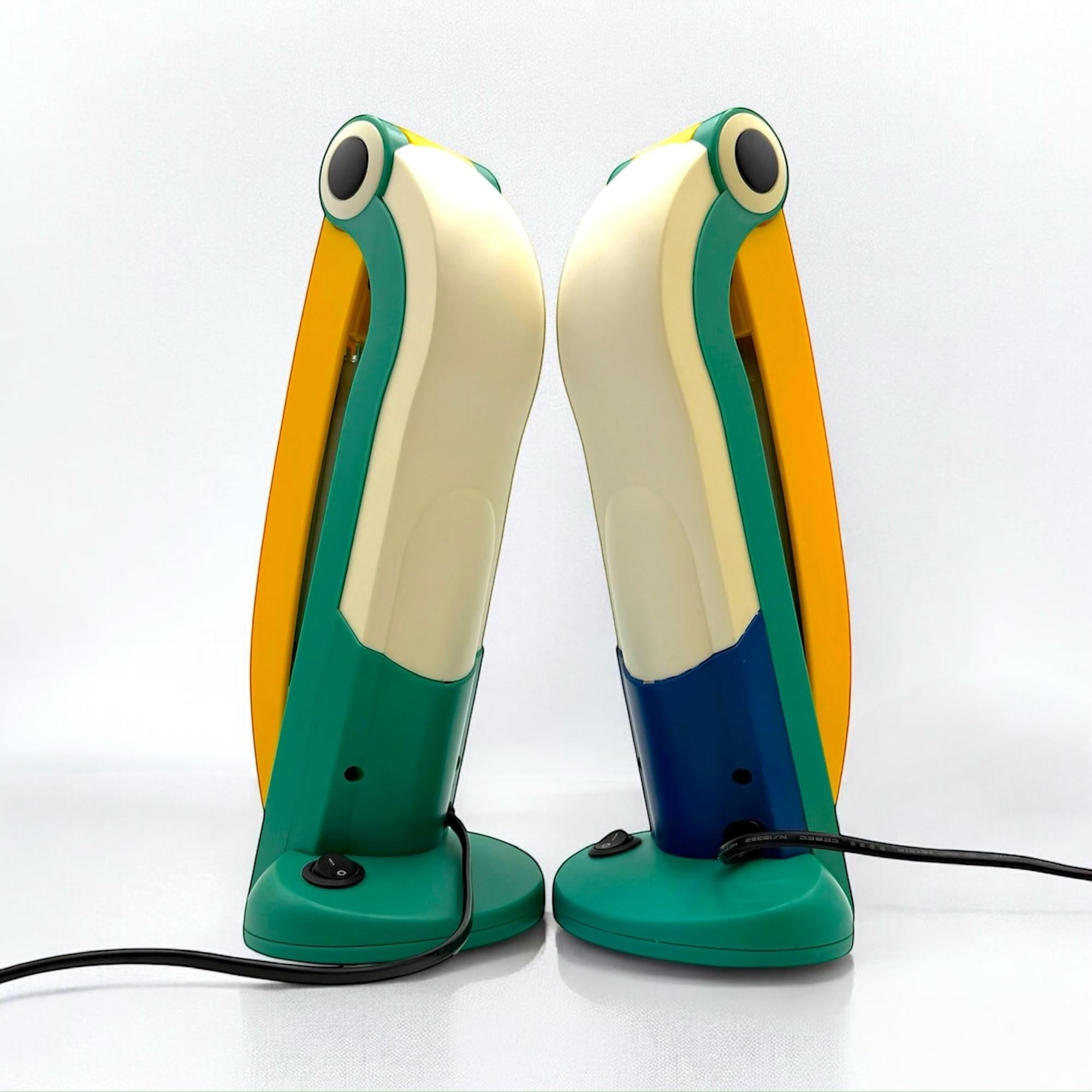 Paire de lampes toucans par HT Huang en jaune et vert - Lampes de collection en vente 3