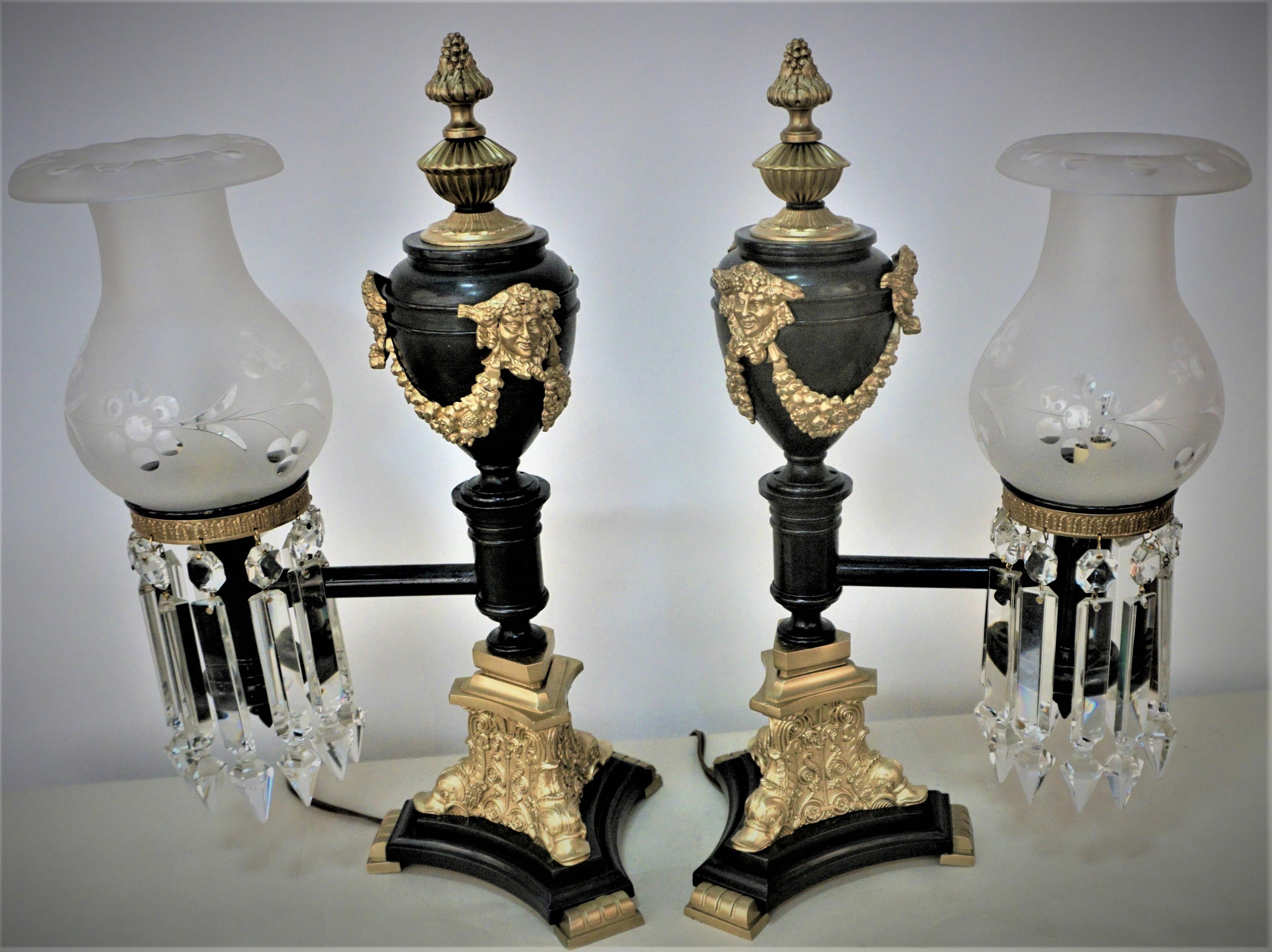 Pair of Tow-Tone Bronze Argand Lamps Thomas Messenger & Son London & Birmingham In Good Condition For Sale In Fairfax, VA