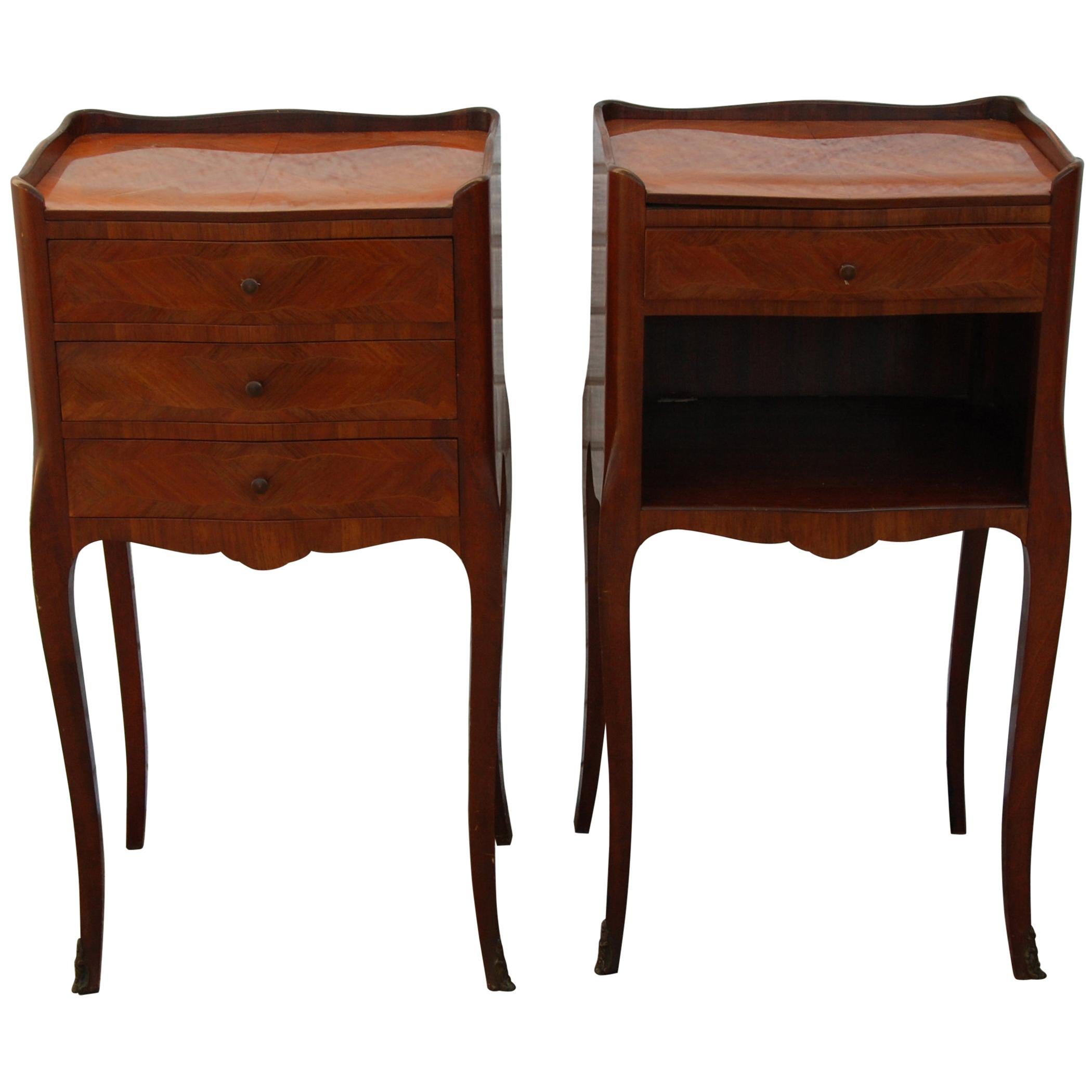 Pair of Traditional Mahogany Nightstands with Marquetry and Queen Anne Legs