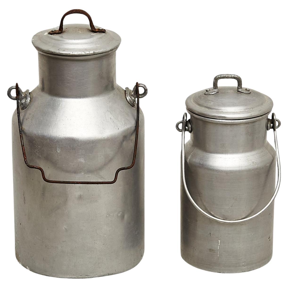 Pair of Traditional Spanish Vintage Metal Lidded Pots, circa 1950 For Sale