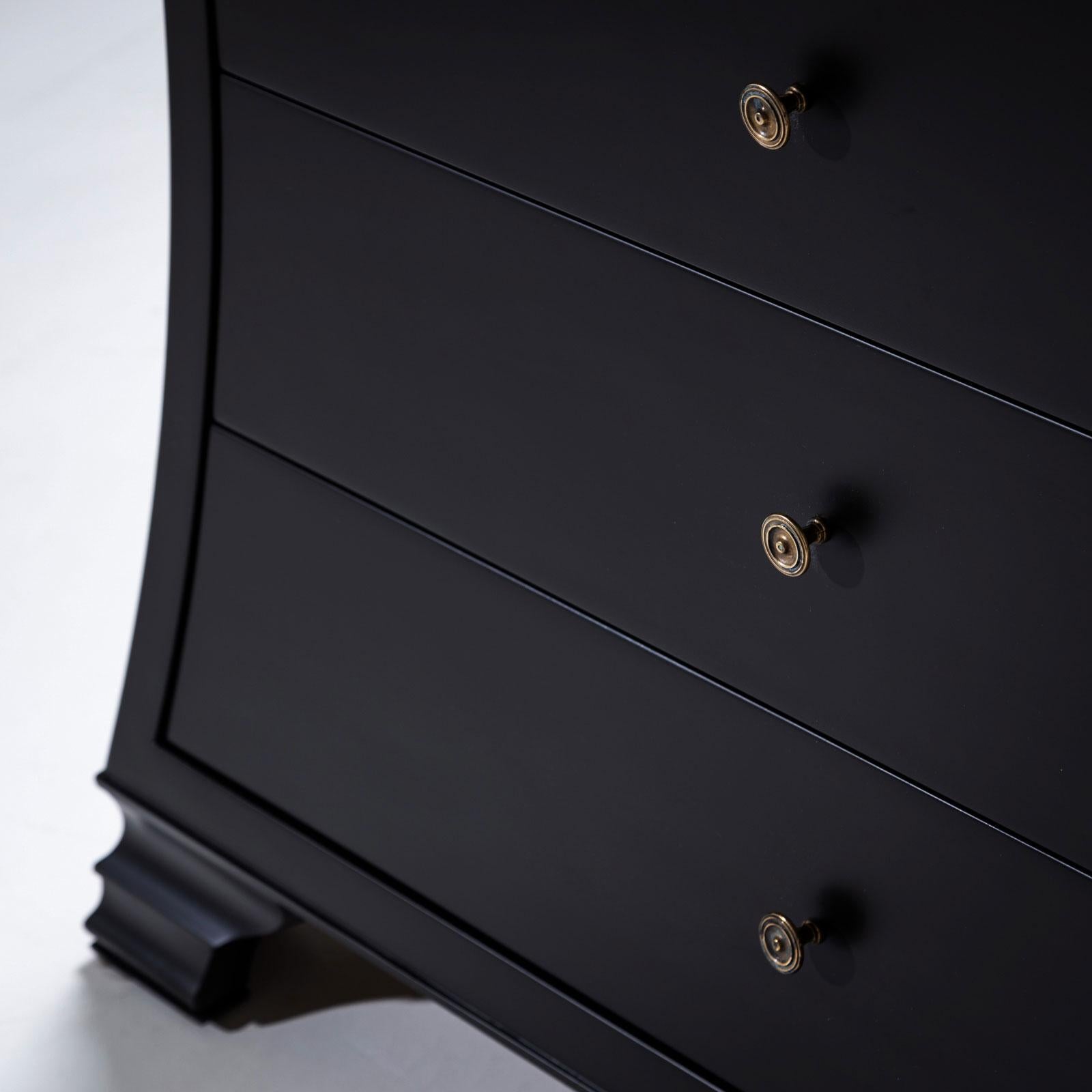 Pair of Trapezoidal Commodes, Late 20th Century For Sale 3