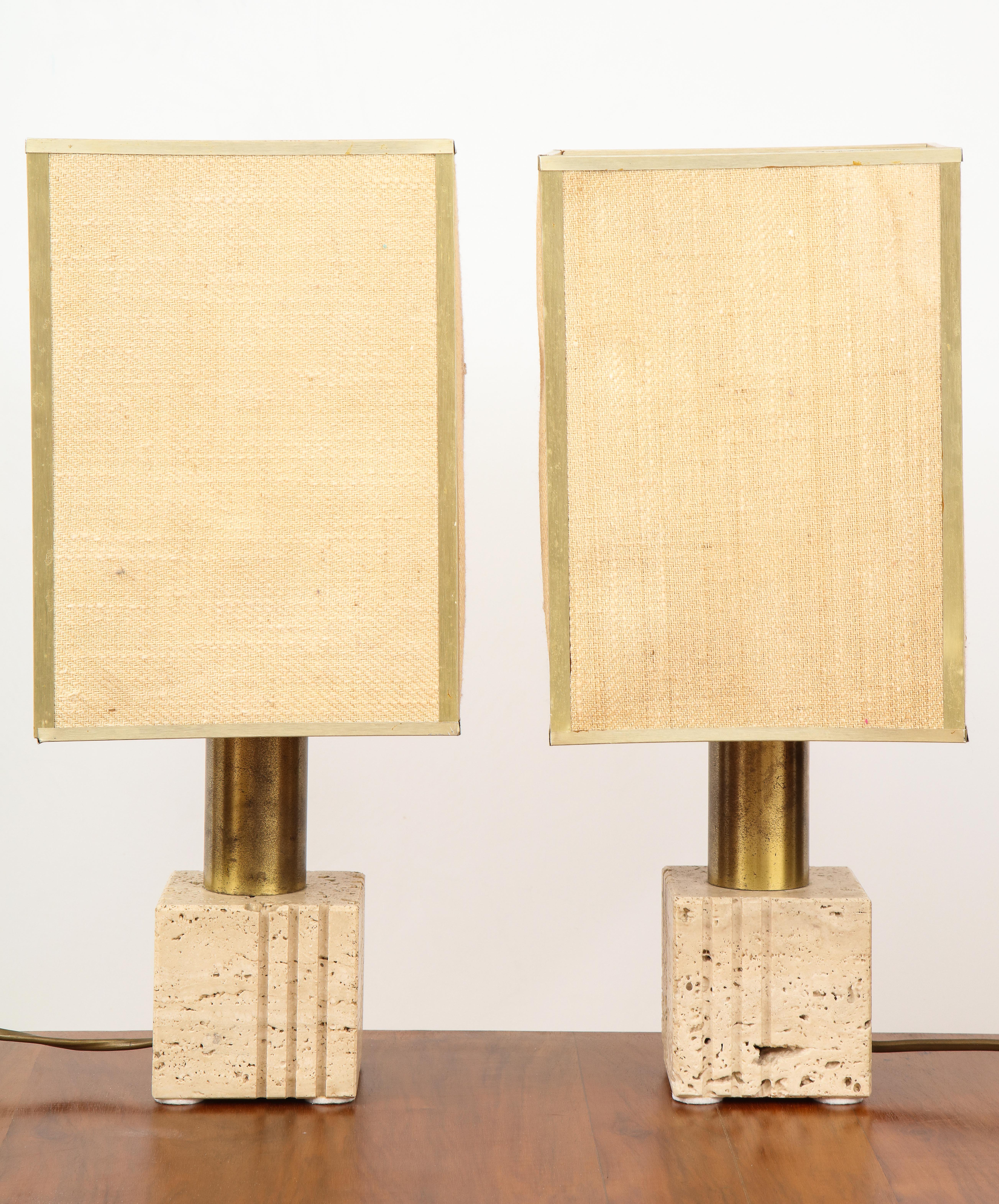 Pair of Travertine and Brass Table Lamps by Fratelli Mannelli, Italian, 1970s 1