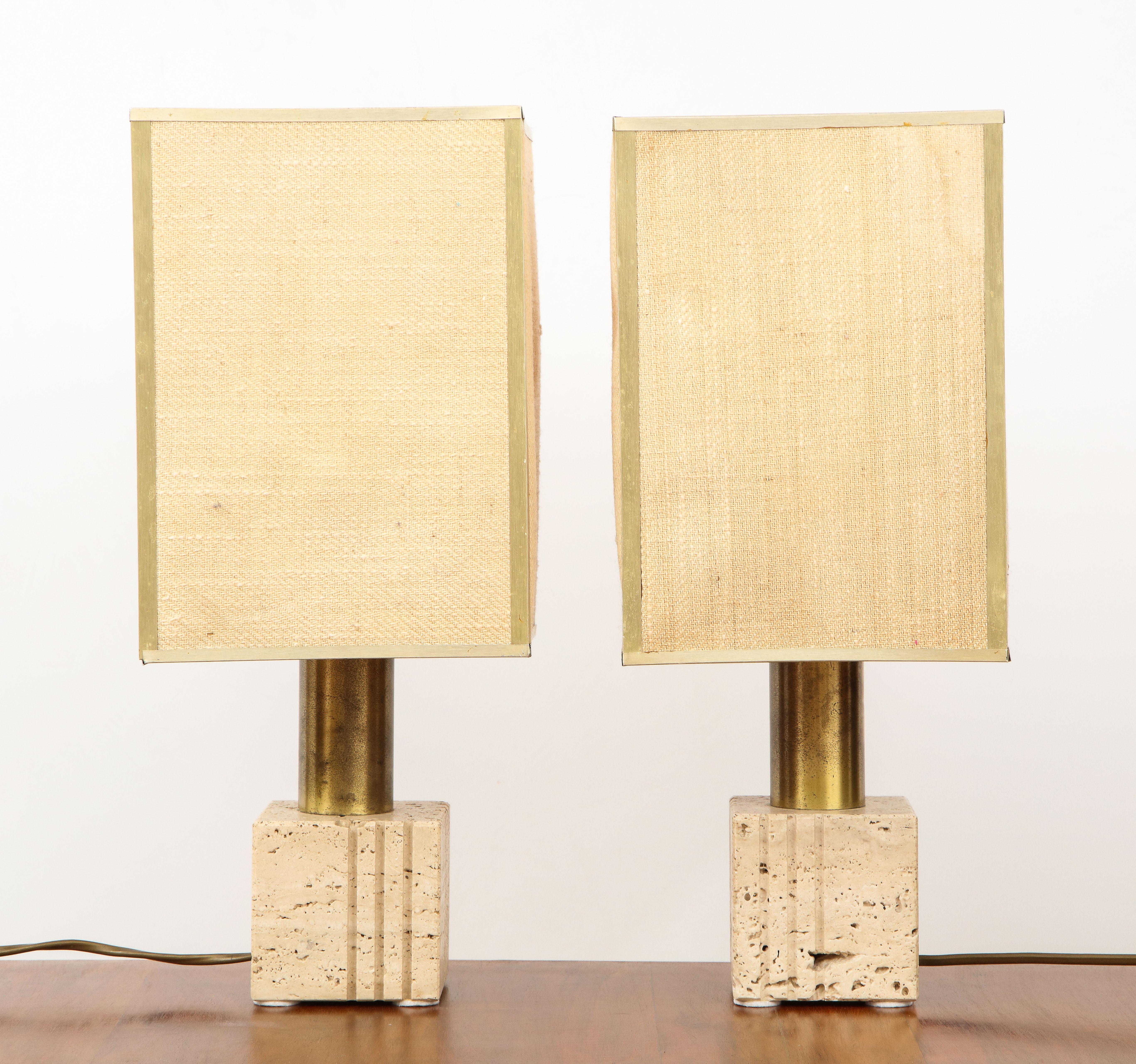 Pair of Travertine and Brass Table Lamps by Fratelli Mannelli, Italian, 1970s 2