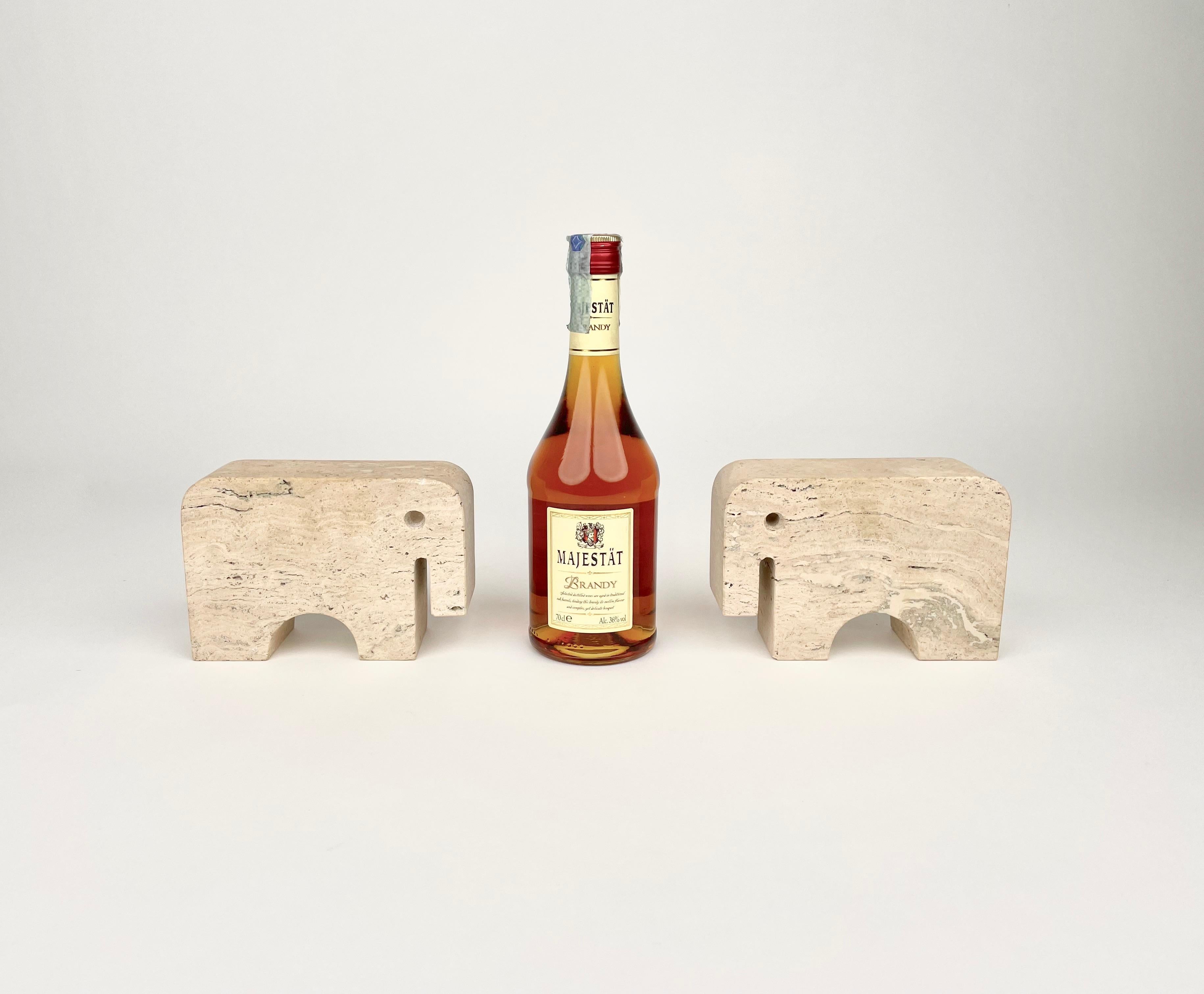 Pair of Travertine Bookends Elephant Sculpture by Fratelli Mannelli, Italy 1970s For Sale 3