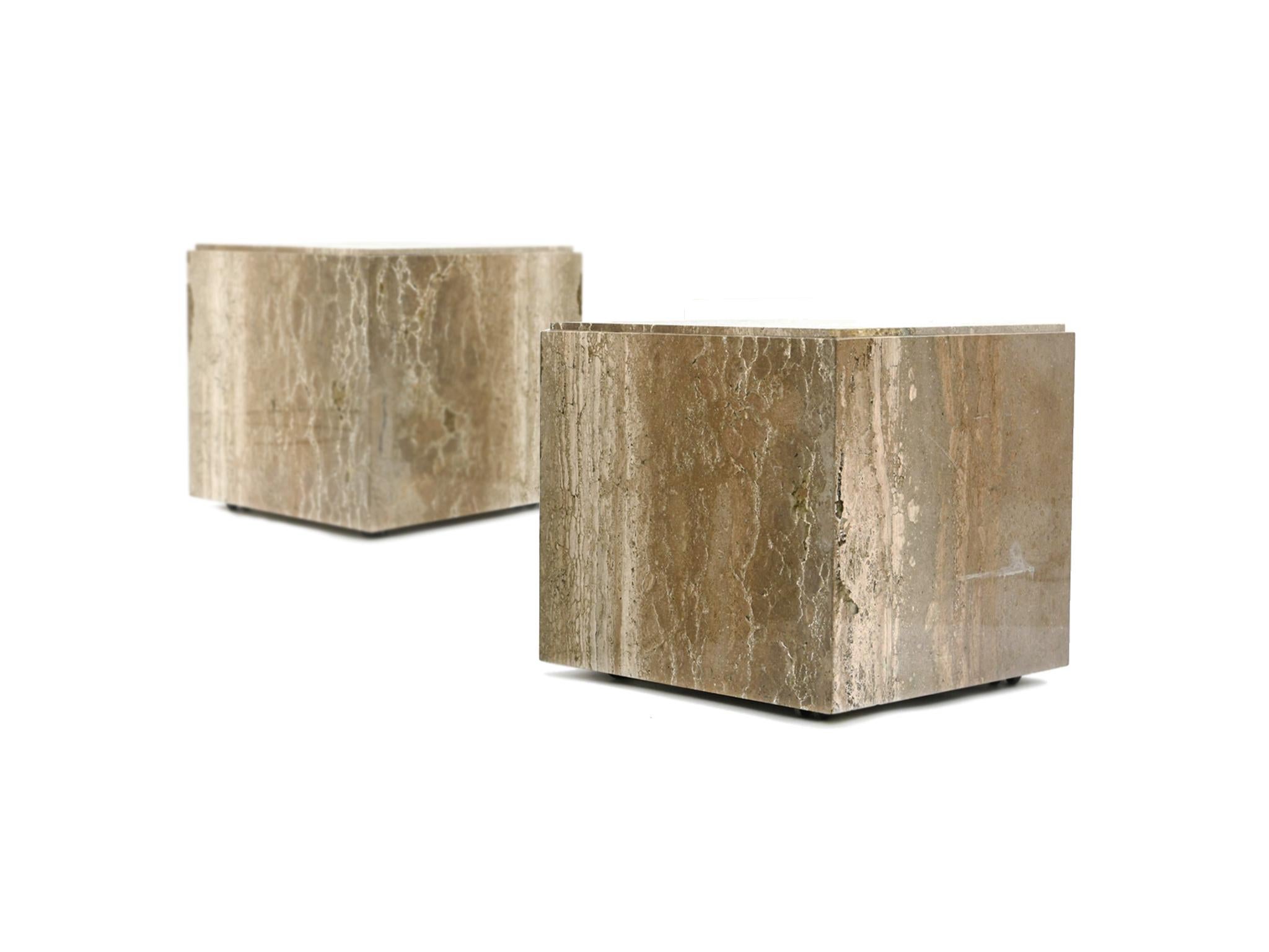 Modern Pair of Travertine Cube Side Tables in the Style of Willy Rizzo