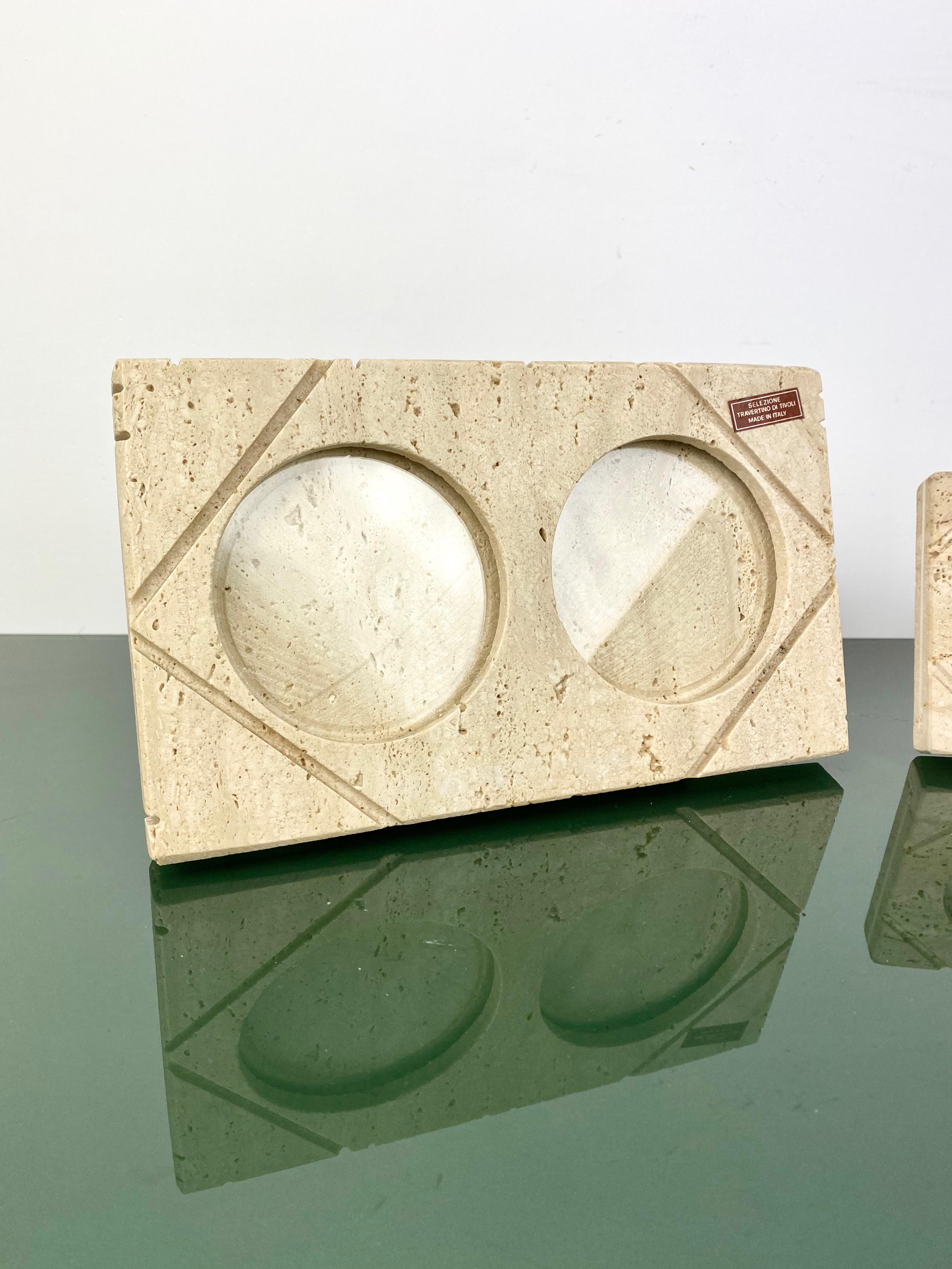 Mid-Century Modern Pair of Travertine Double Picture Frame Fratelli Mannelli Style, Italy, 1970s For Sale