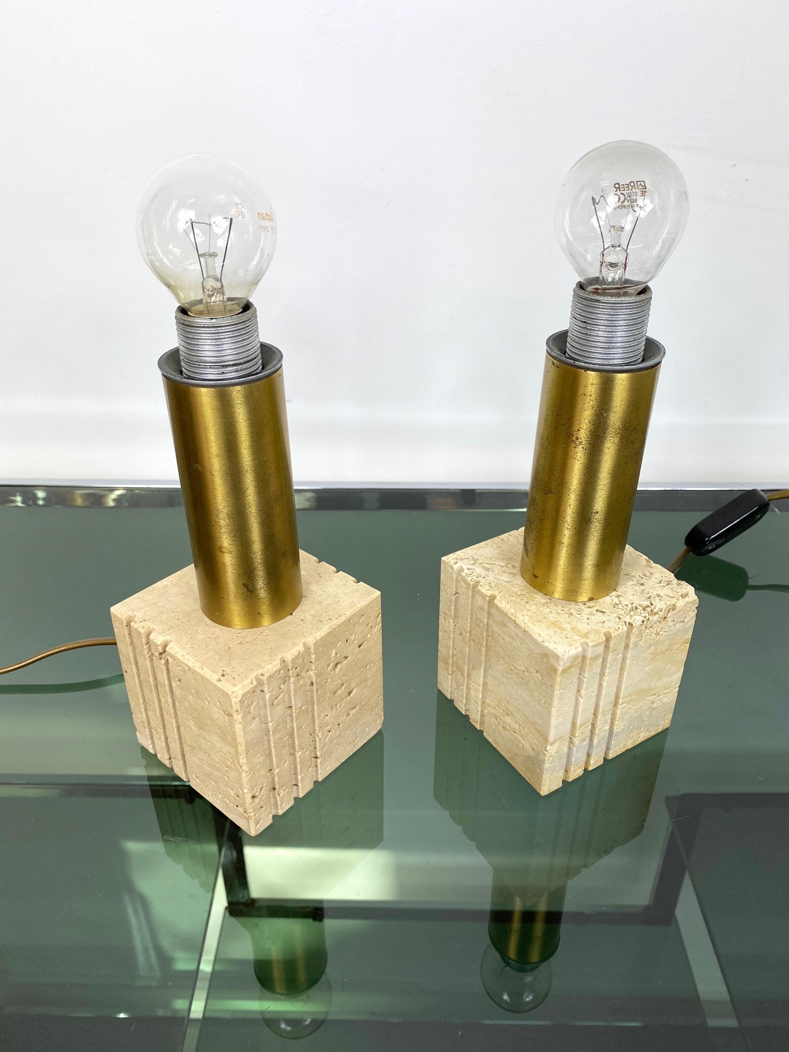 Pair of Travertine Marble and Brass Table Lamp by Fratelli Mannelli Italy 1970s For Sale 8