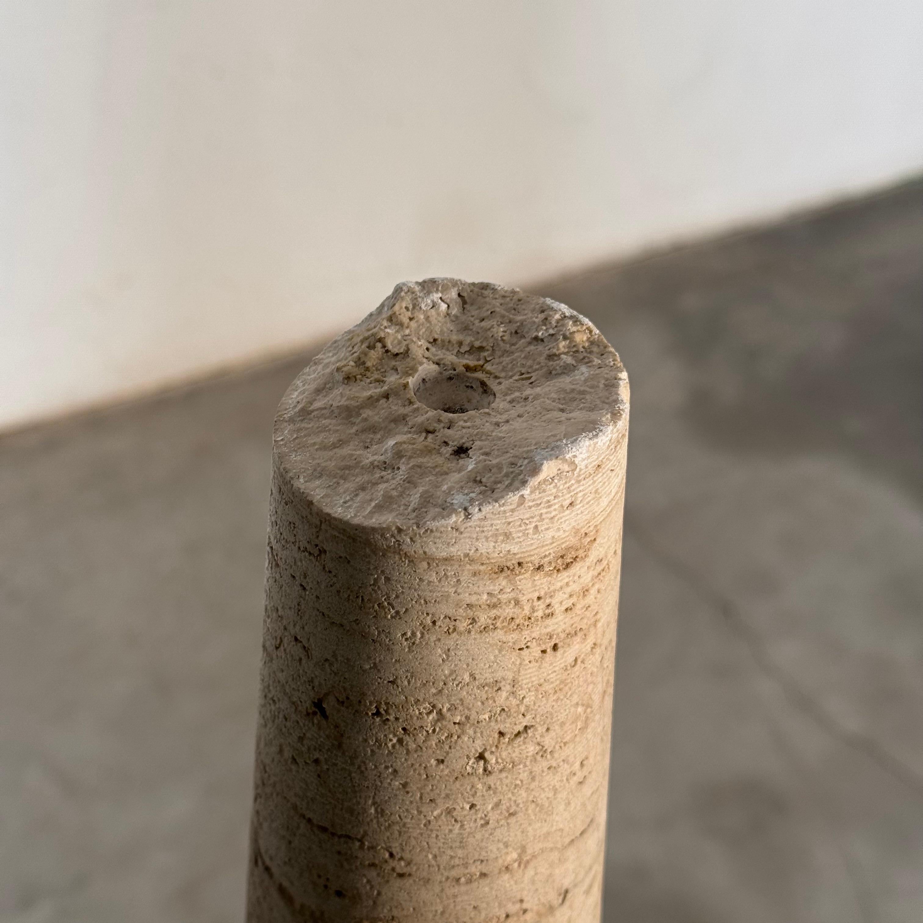 Paire de socles en travertin attribués à Angelo Mangiarotti pour Up & Up, années 1970 en vente 10