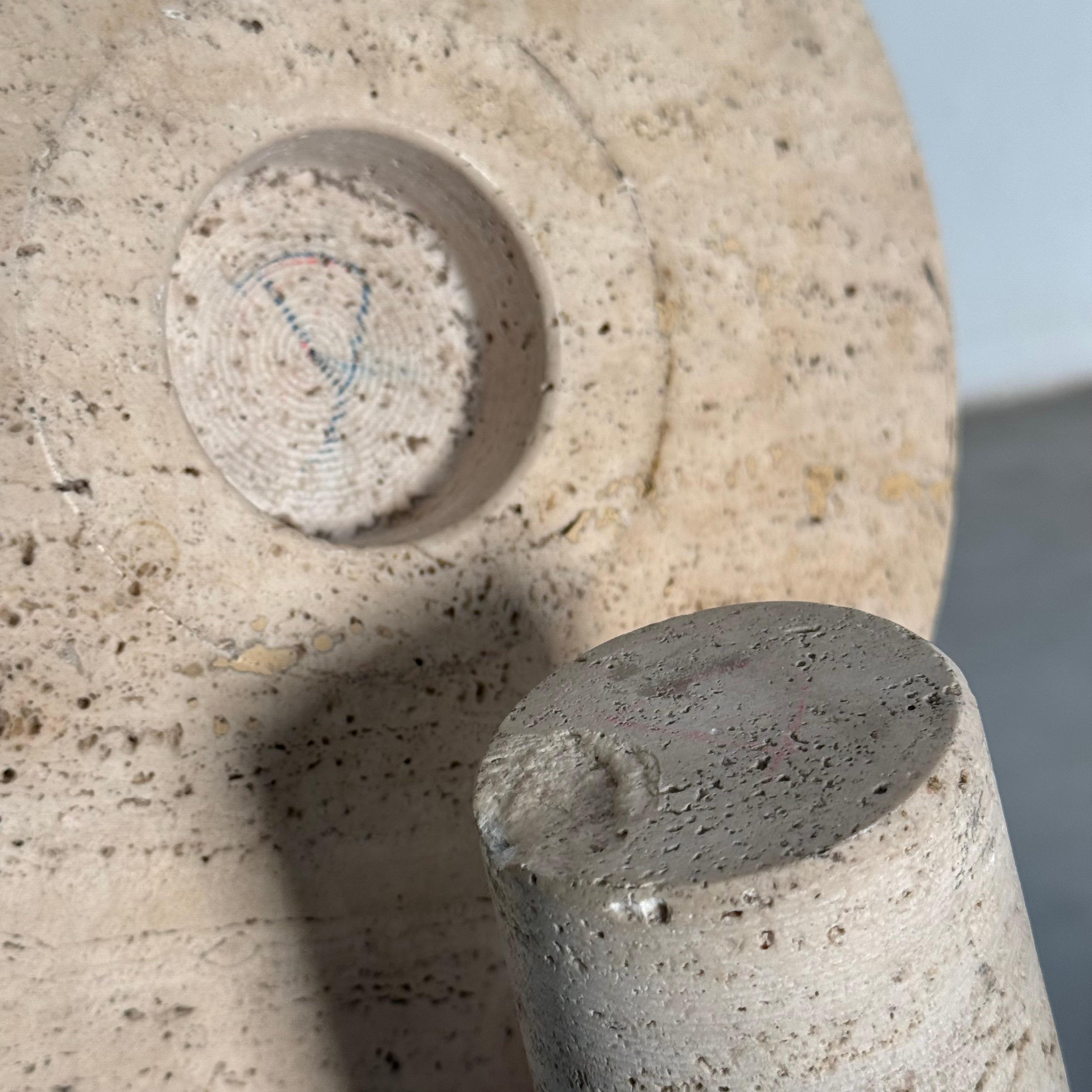 Paire de socles en travertin attribués à Angelo Mangiarotti pour Up & Up, années 1970 en vente 12