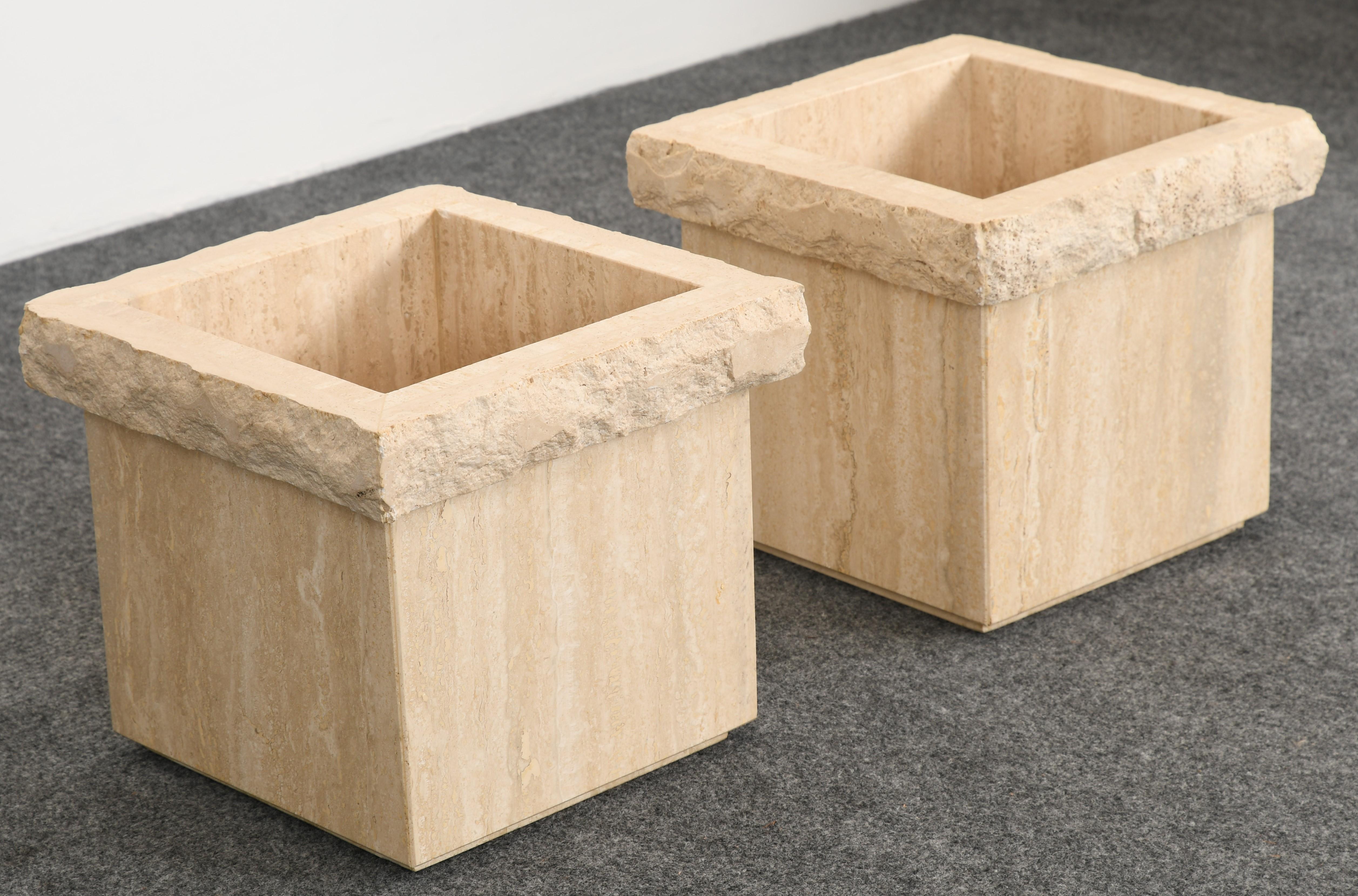 Pair of Travertine Roche Bobois Style Marble Planters, 1970s In Good Condition In Hamburg, PA