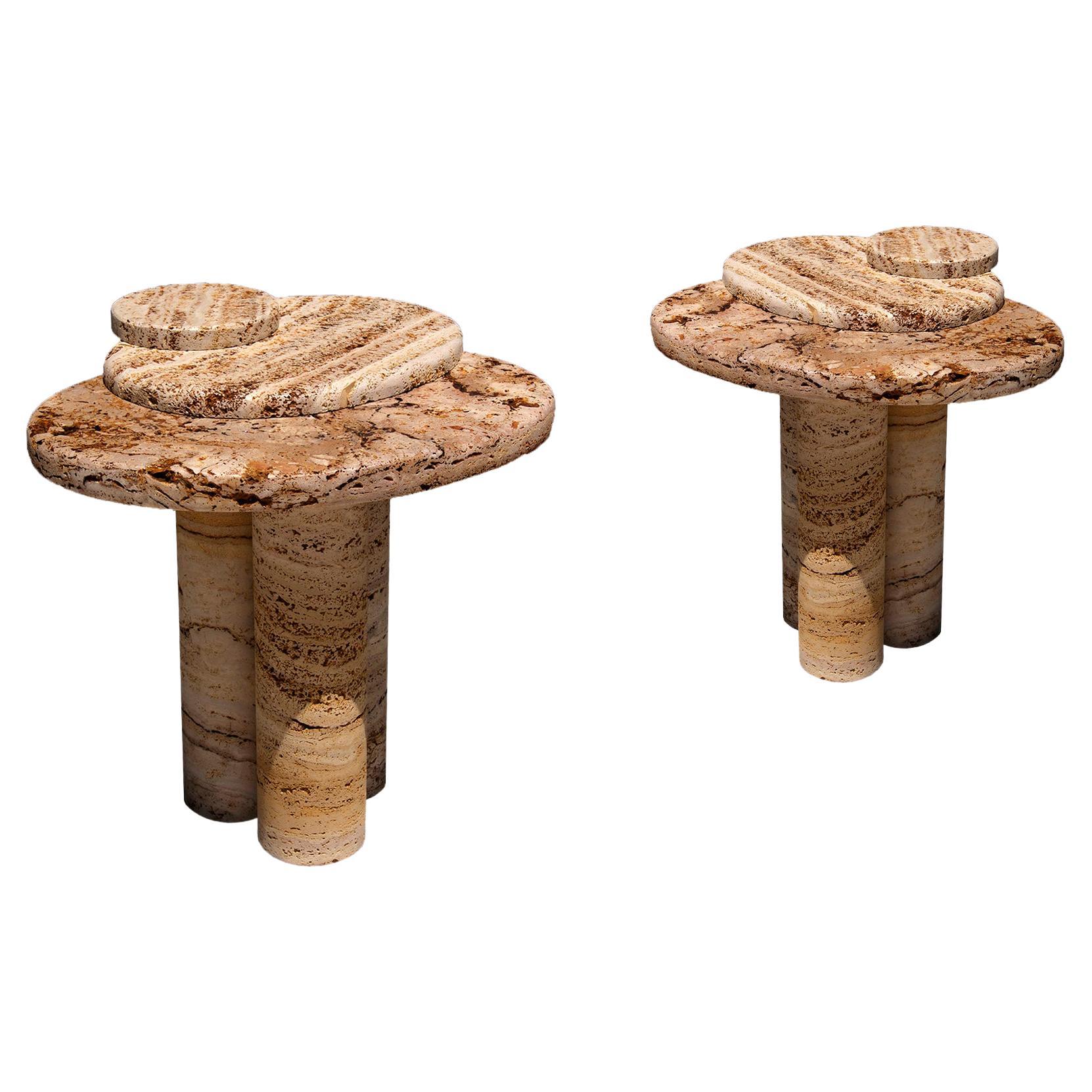 Paire de tables d'appoint en travertin de Jean Frederic Bourdier en vente