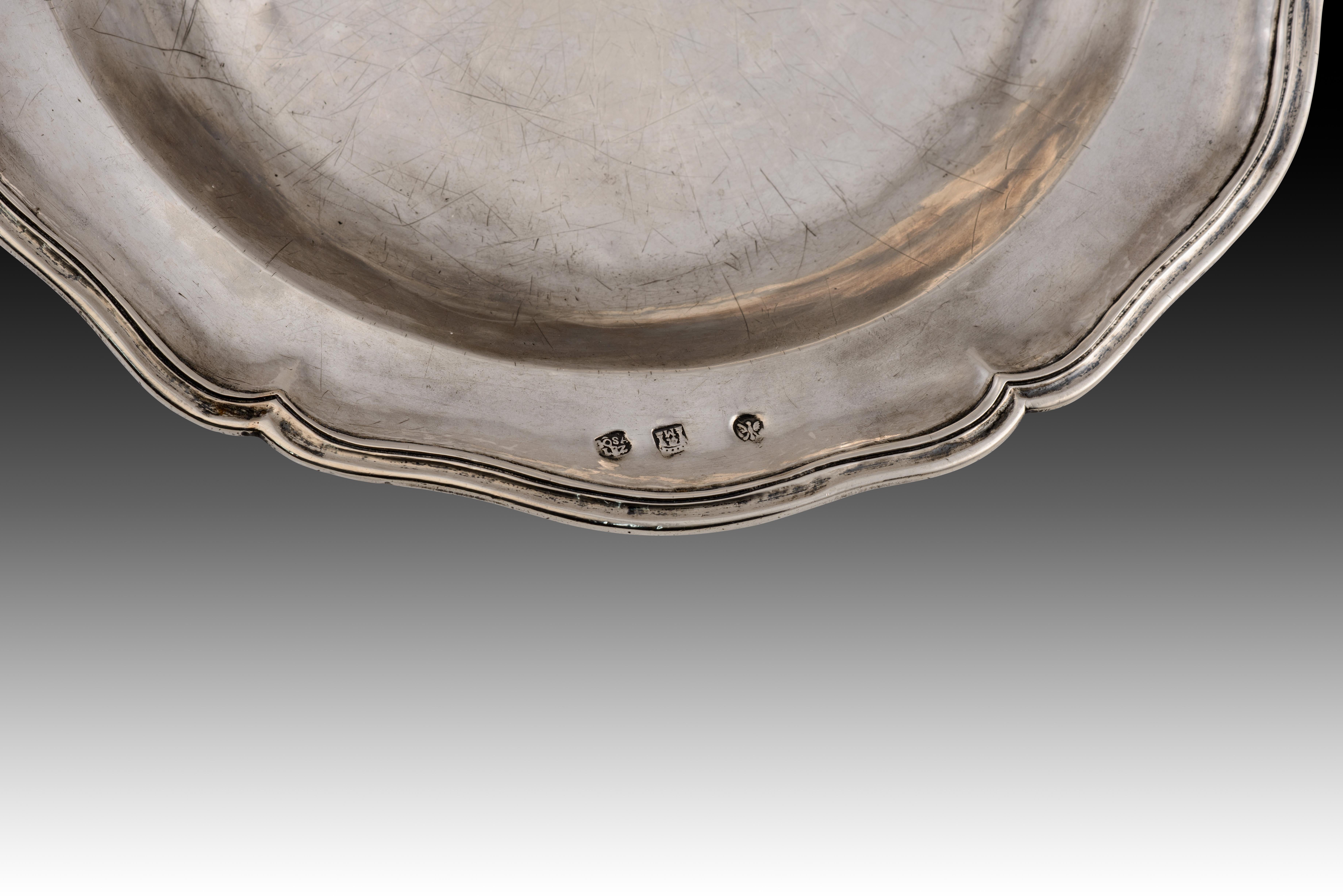 Pair of trays. Silver. GONZÁLEZ DE LA CUEVA, Diego (assayer). Mexico City, secon For Sale 5