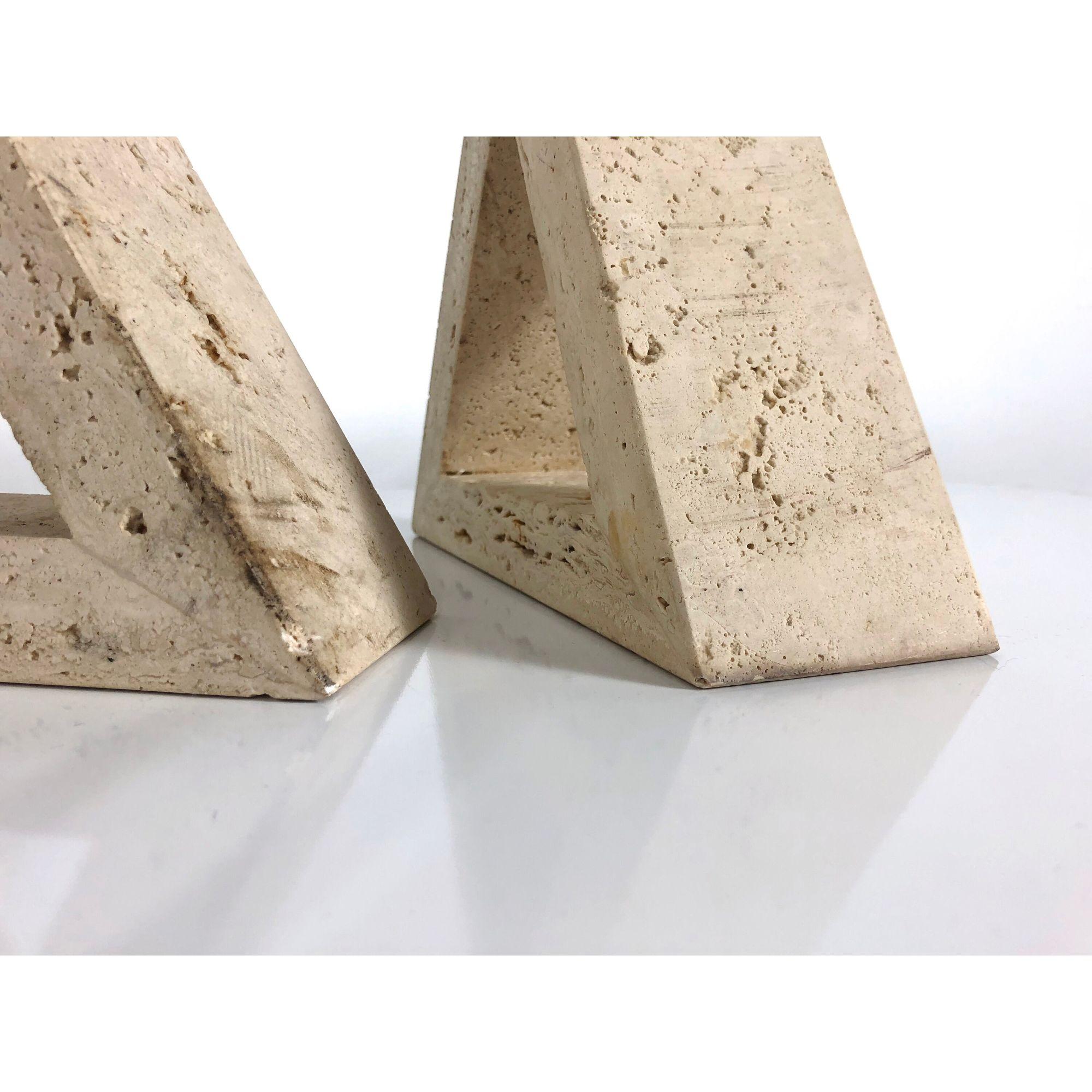 Pair of Triangle Travertine Bookends by Fratelli Mannelli, 1960s For Sale 3