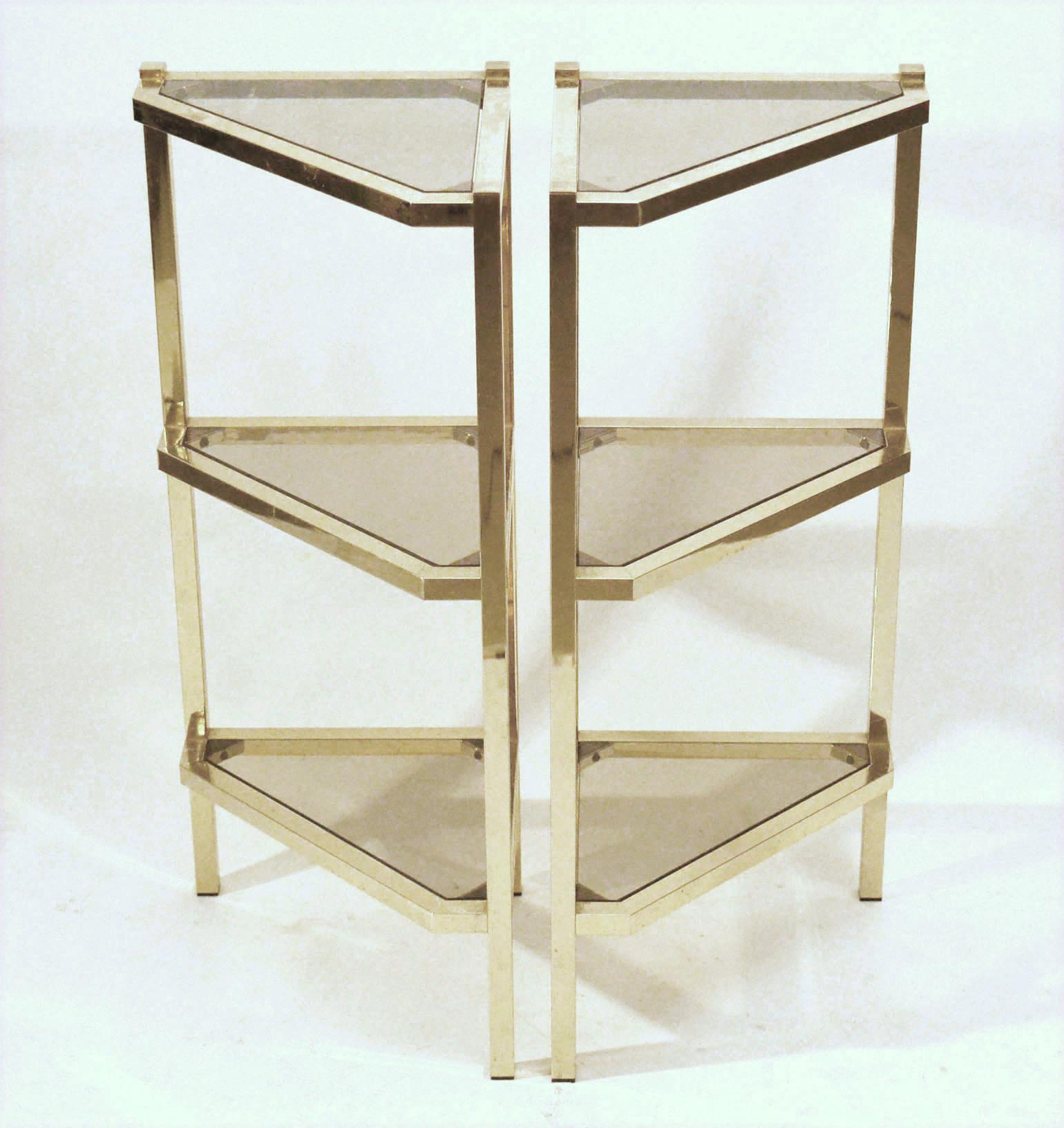 triangular shelving unit