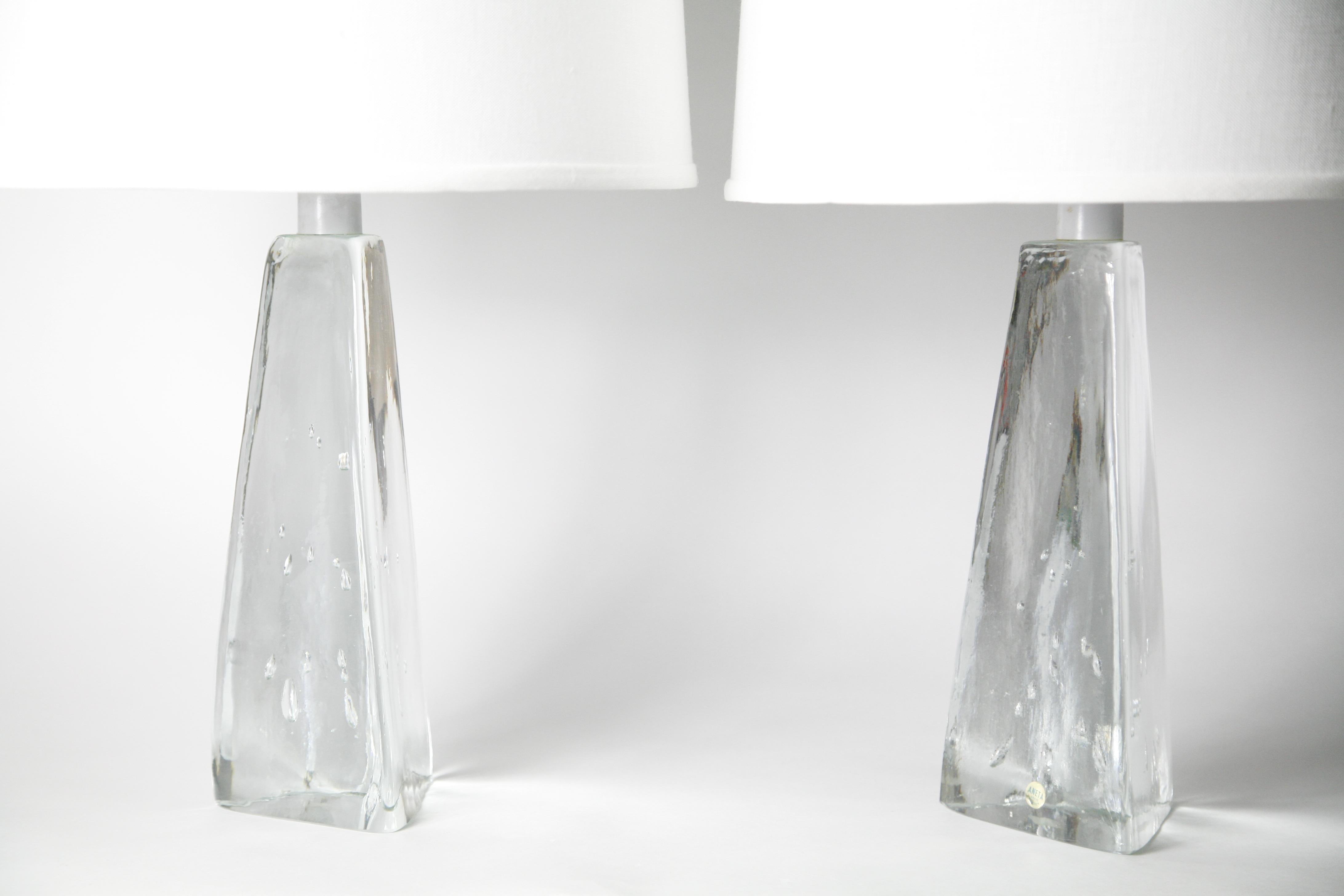 Blown Glass Pair of Triangular Solid Clear Aneta Lamps, Sweden, 1980