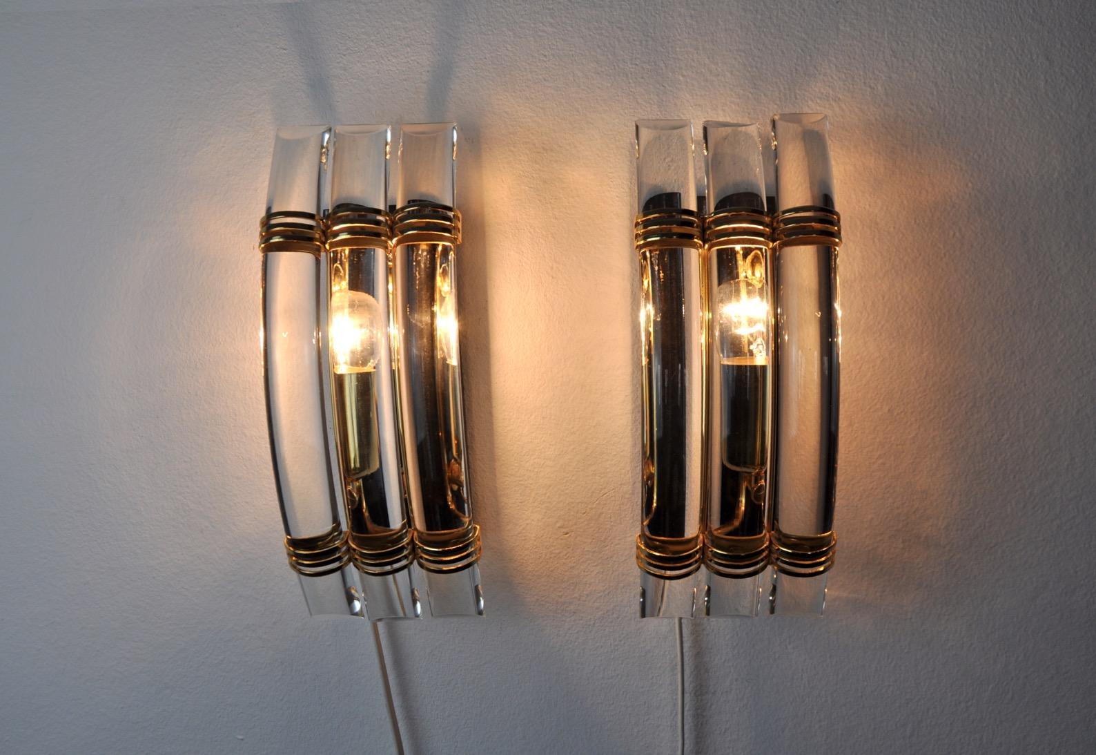 Pair of Triedi Murano Sconces, Italy, 1970 In Good Condition For Sale In BARCELONA, ES