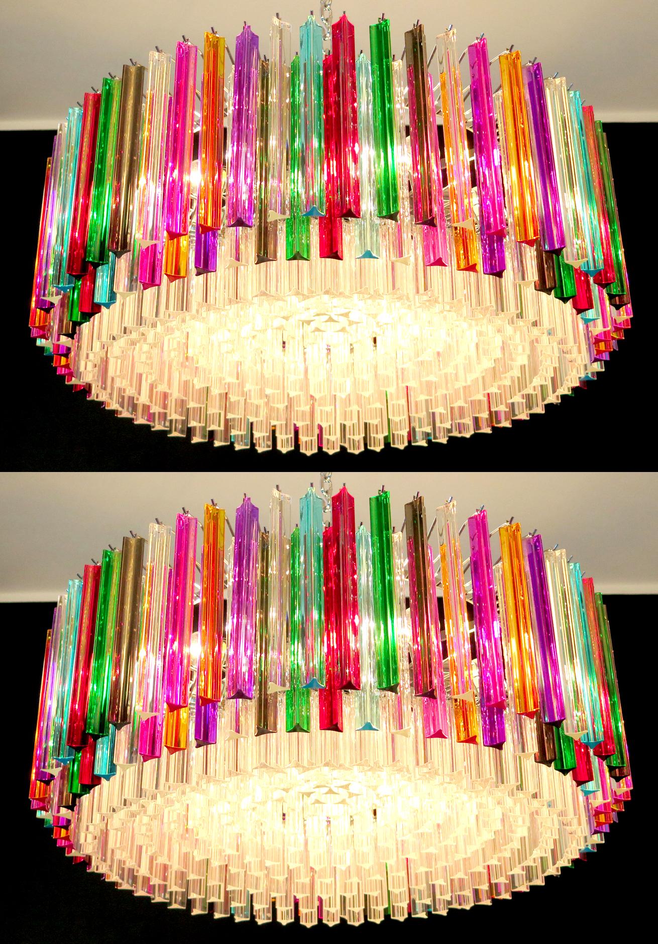 Pair of Triedri Italian Glass Multicolor Chandeliers, Venini Style, Murano, 1995 For Sale 4