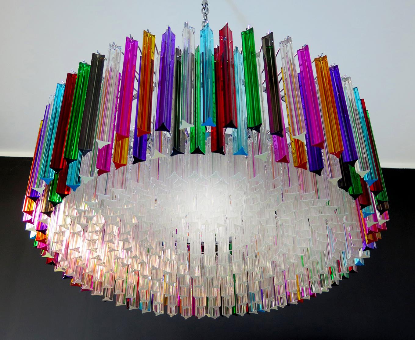 Mehrfarbige Triedri-Kronleuchter aus italienischem Glas im Venini-Stil, Murano, 1995, Paar im Angebot 5