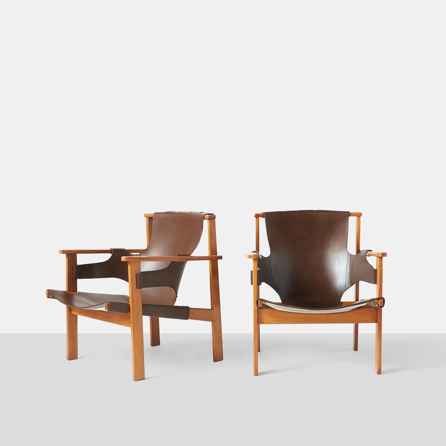 Pair of “Trienna” armchairs by Carl-Axel Acking
A pair of armchairs in leather with oak frames for Nordiska Kompanient designed in 1957 and model #563-059.
Sweden, circa 1950s.