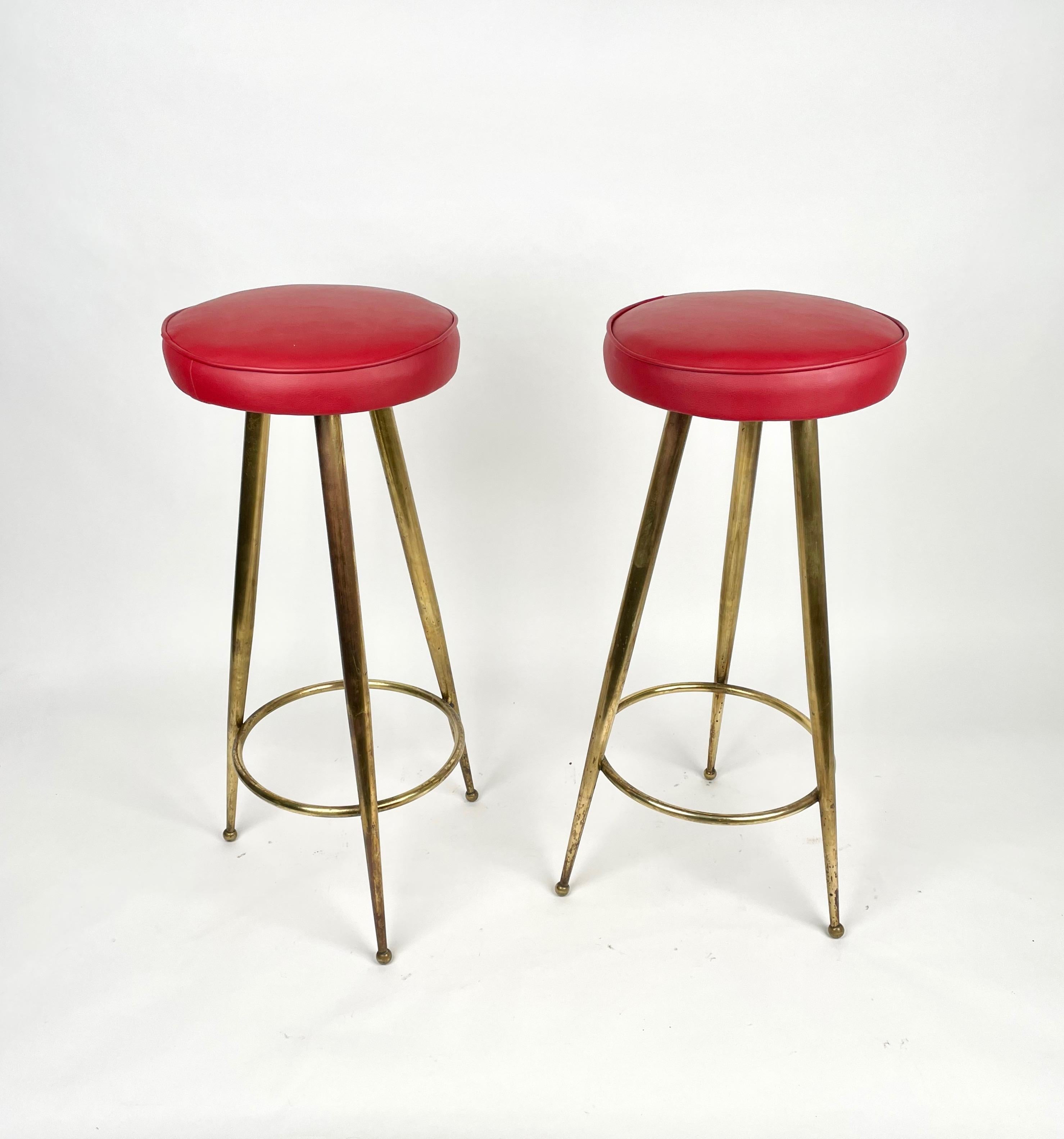 red kitchen stools