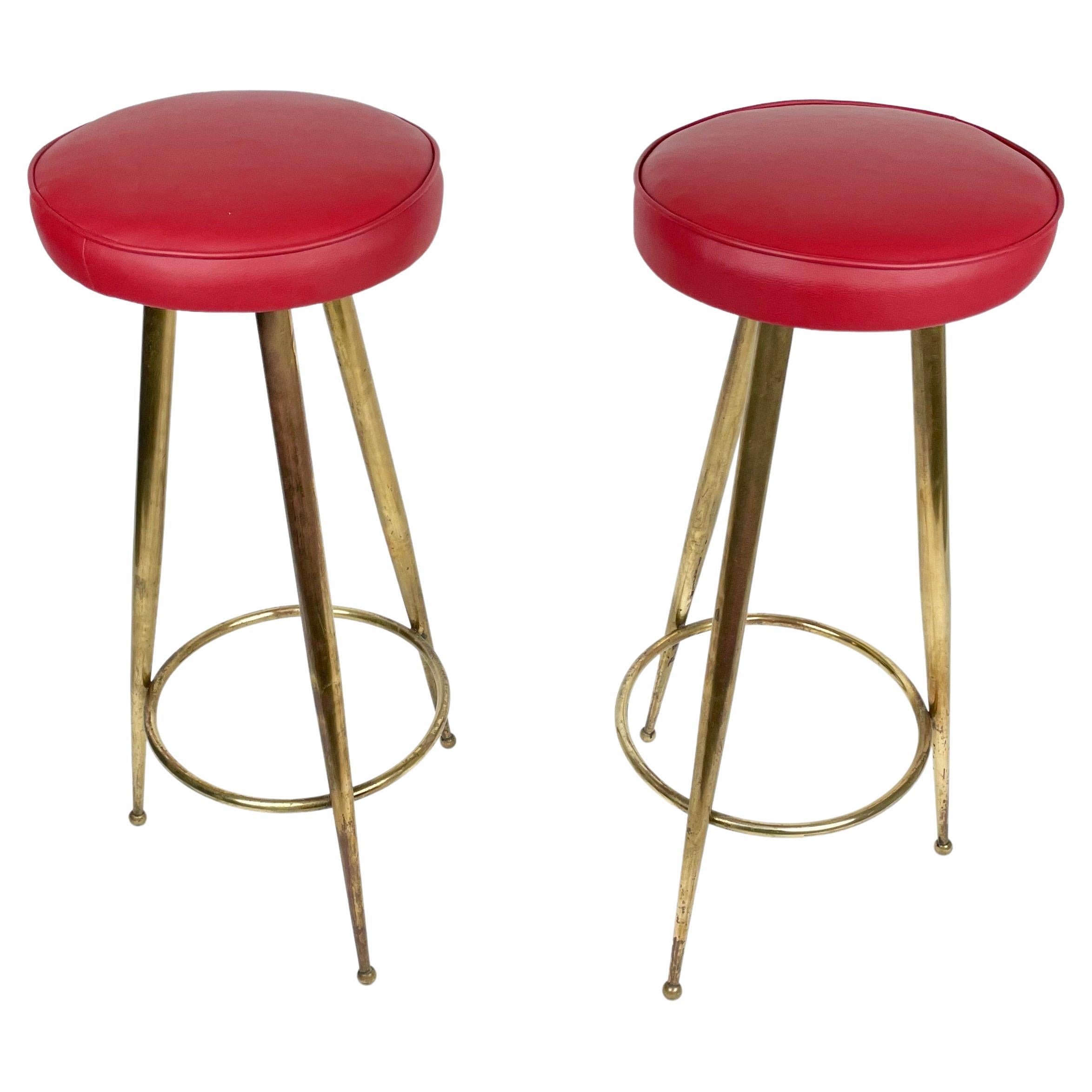Pair of Tripod Bar Stools Brass and Red Vinyl  Gio Ponti style, Italy 1950s For Sale