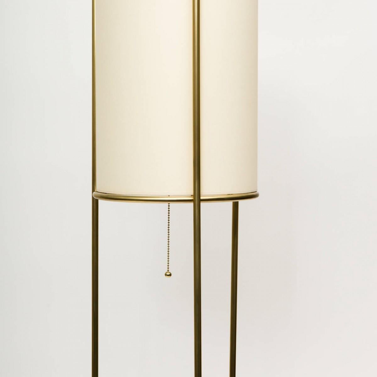 Pair of Tripod Brass Floor Lamps in the Manner of T.H. Robsjohn-Gibbings In Excellent Condition For Sale In Tarrytown, NY