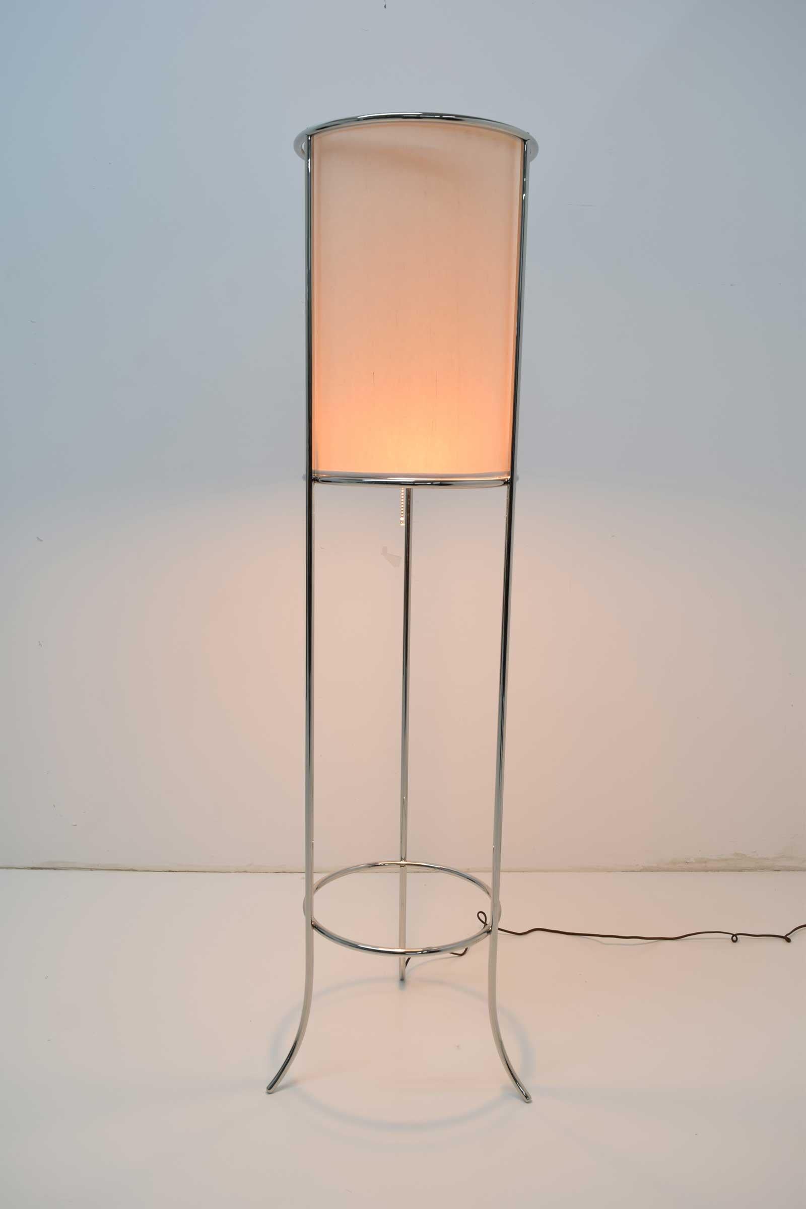 Pair of Tripod Nickel Floor Lamps by T.H. Robsjohn-Gibbings for Hansen 7