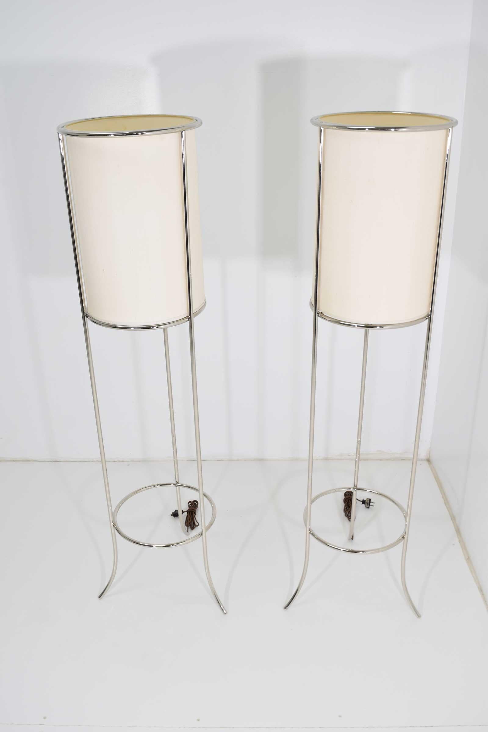 Pair of Tripod Nickel Floor Lamps by T.H. Robsjohn-Gibbings for Hansen In Good Condition In Dallas, TX