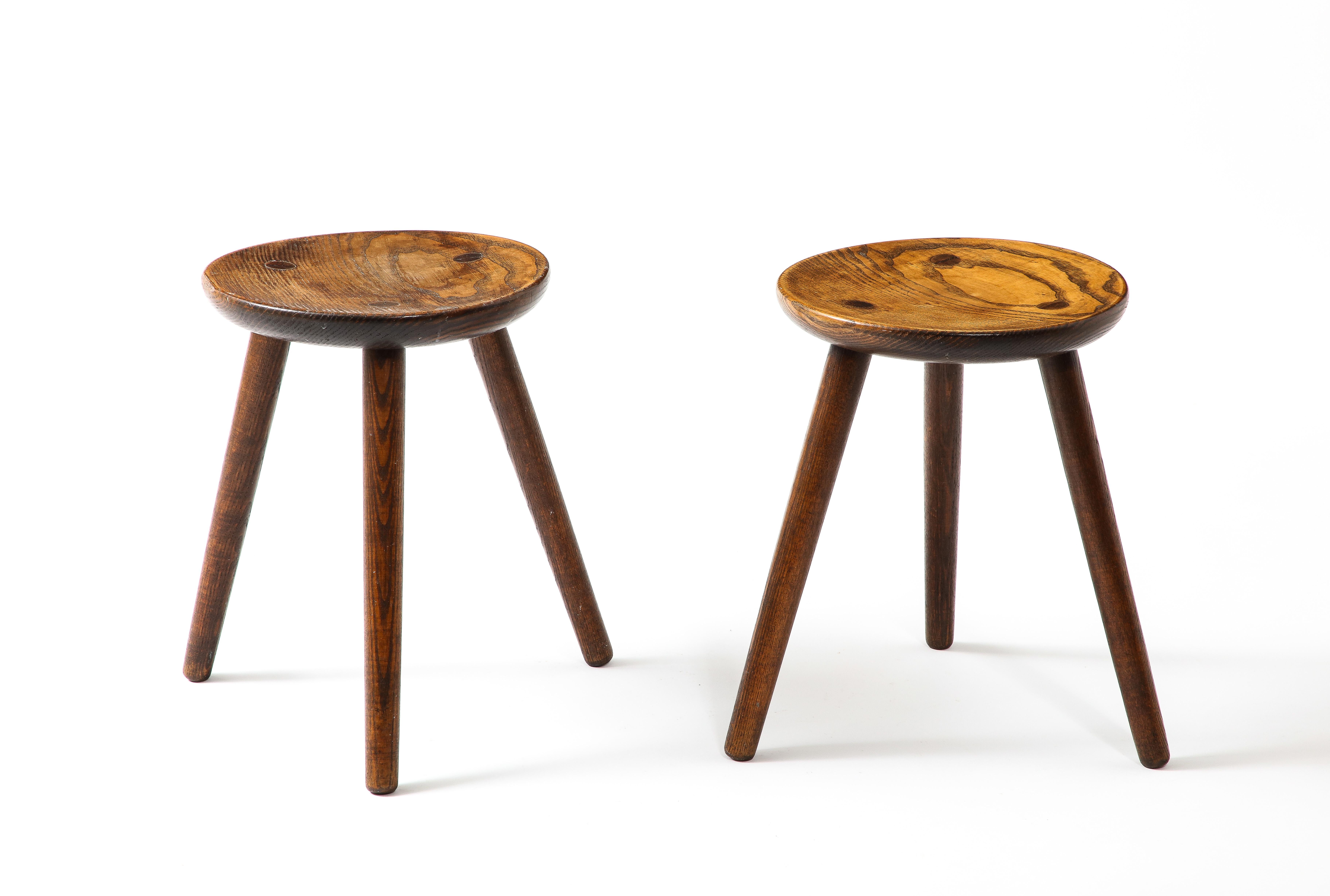 Oak Pair of Tripod Stools in the Manner of Perriand, France 1950s For Sale