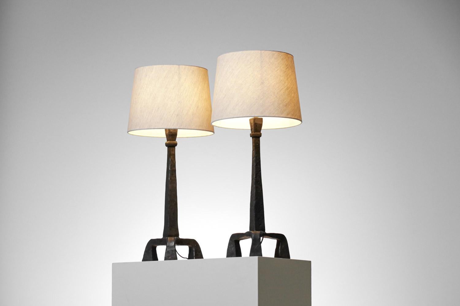 Mid-20th Century Pair of Tripod Table Lamps in Wrought Iron Diego Giacometti Style, F647