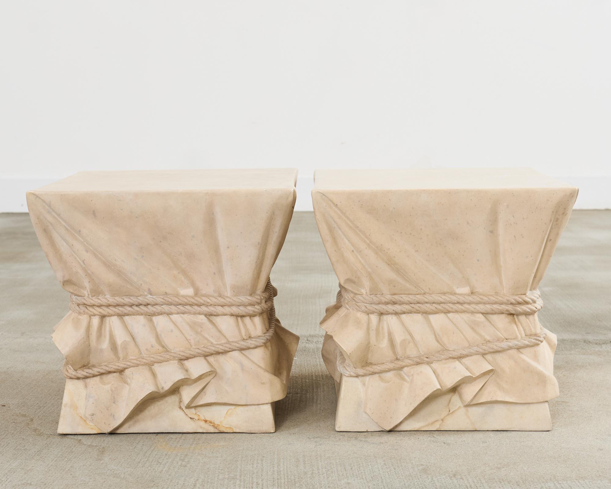 Paire de tables à boire en trompe l'Oeil d'après I John Dickinson en vente 13