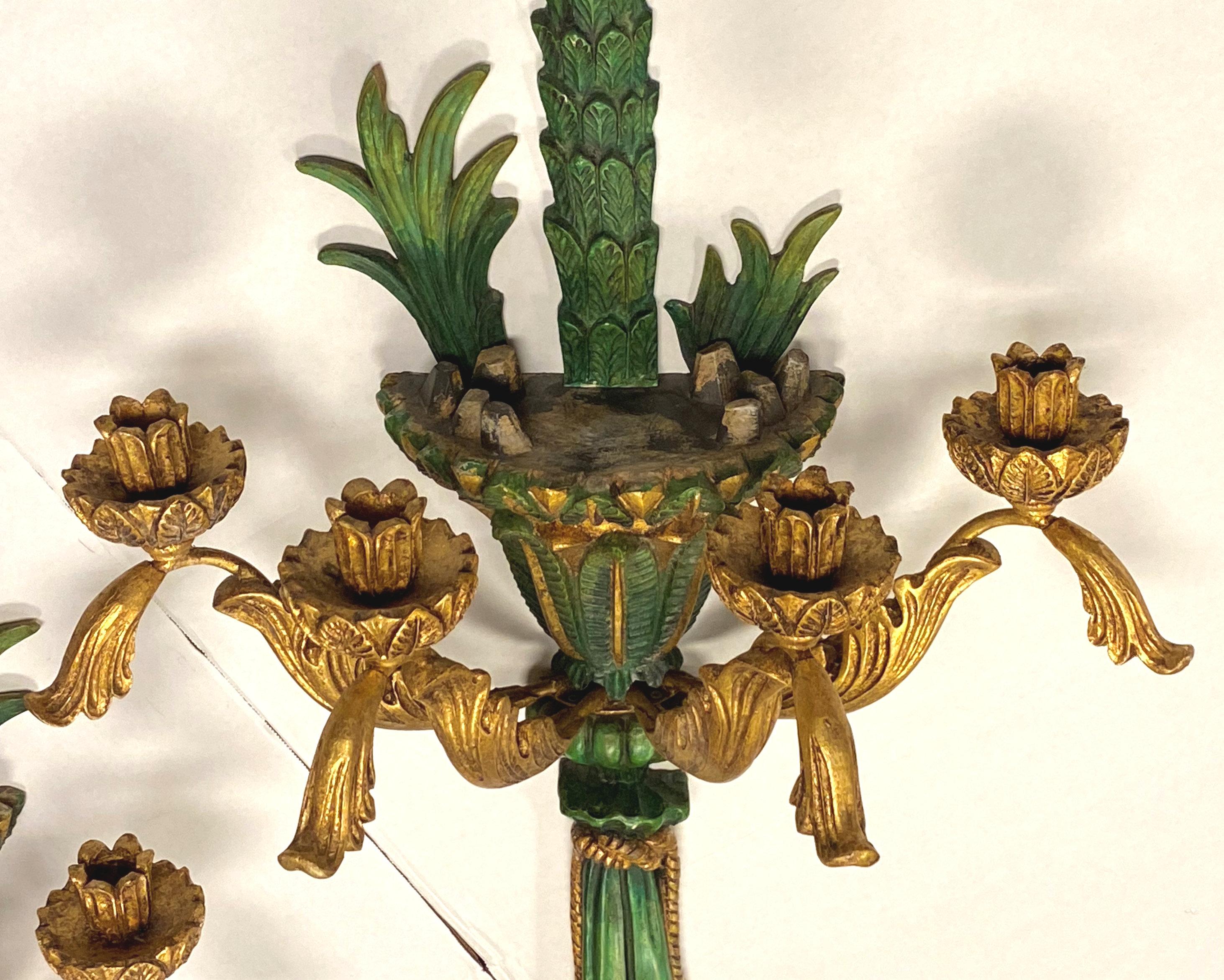 Pair of Tropical Style Polychrome and Giltwood Sconces In Good Condition In New York, NY