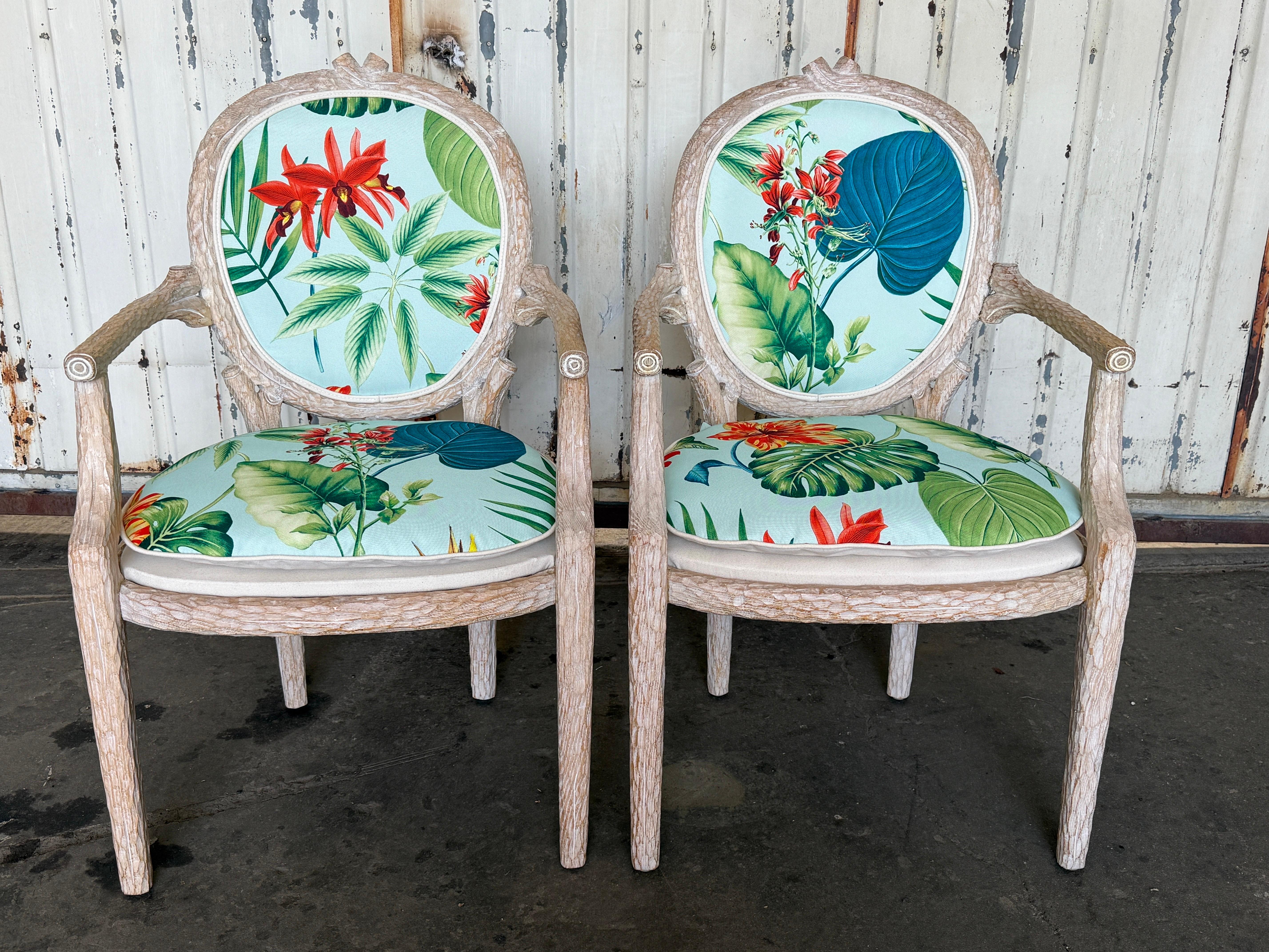 Paar tropische Zweig-Regency-Sessel im Angebot 3