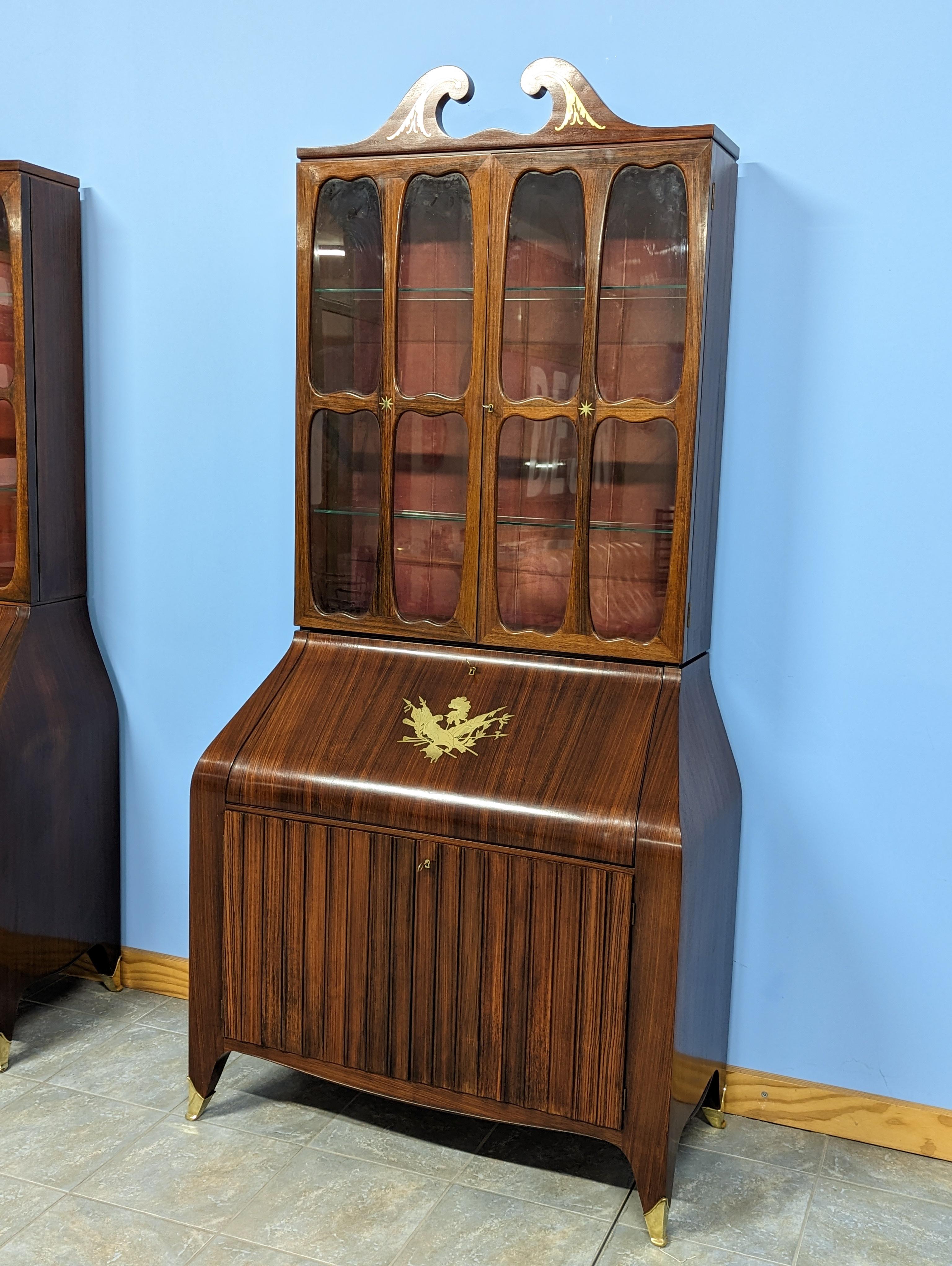 Mid-Century Modern Pair of Trumeau Bookcases in Mahogany Designed by Paolo Buffa, 1950s For Sale