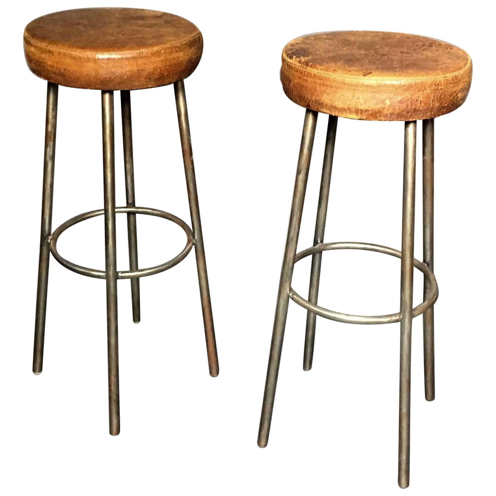 Pair of Tubular Chrome and Cognac Leather Bar Stools For Sale