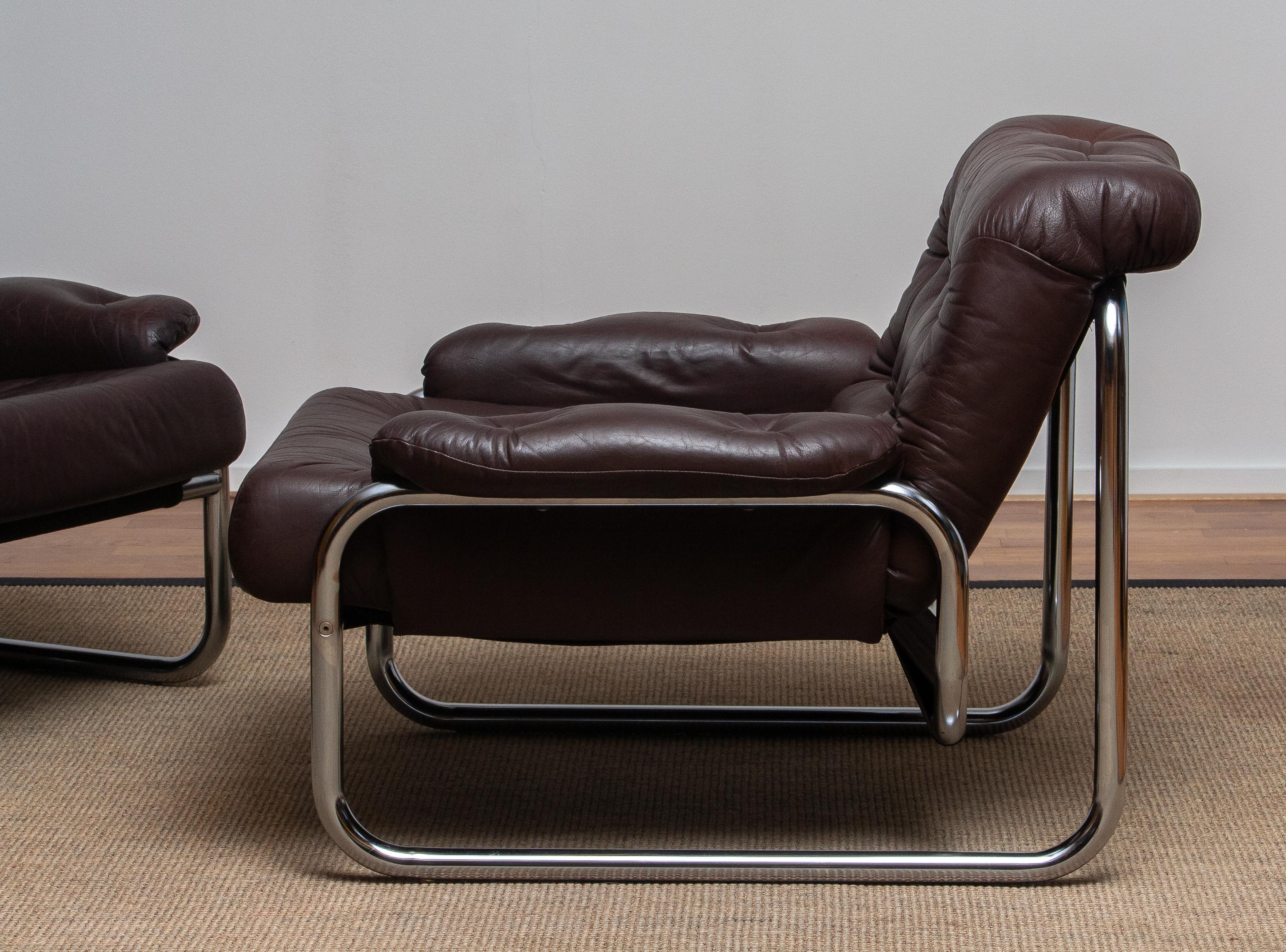 Mid-Century Modern Pair of Tubular Chrome Brown Leather Lounge Chairs by Johan Bertil Häggström