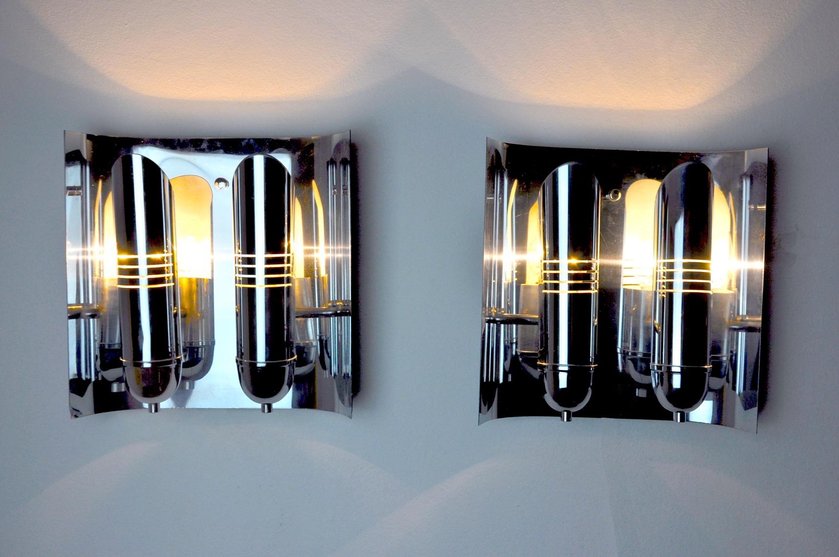 Pair of Tubular Chrome Sconces Denmark 1970 In Good Condition In BARCELONA, ES