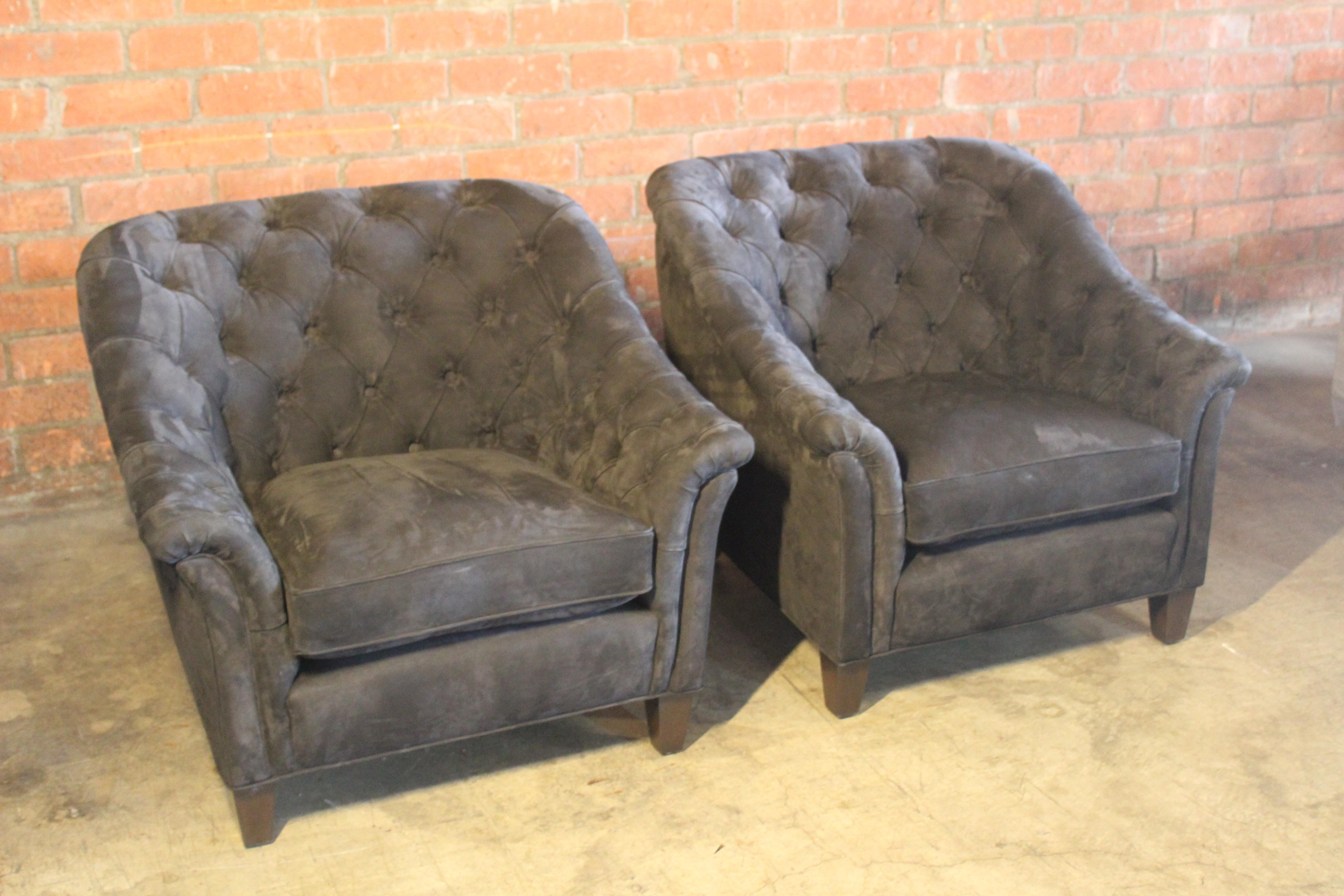 Mid-Century Modern Pair of Tufted Leather Club Chairs, France, 1960s For Sale