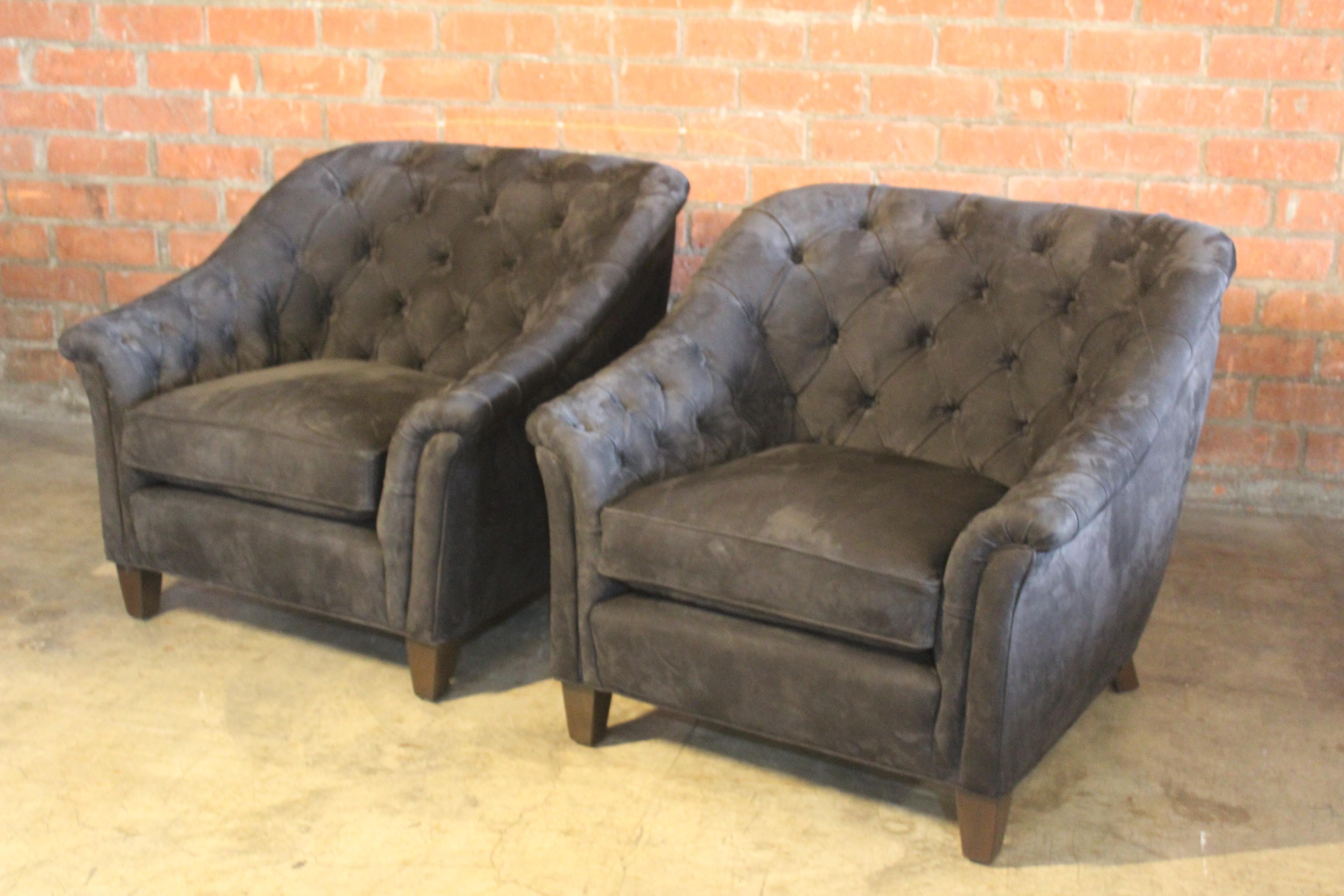 Mid-20th Century Pair of Tufted Leather Club Chairs, France, 1960s For Sale