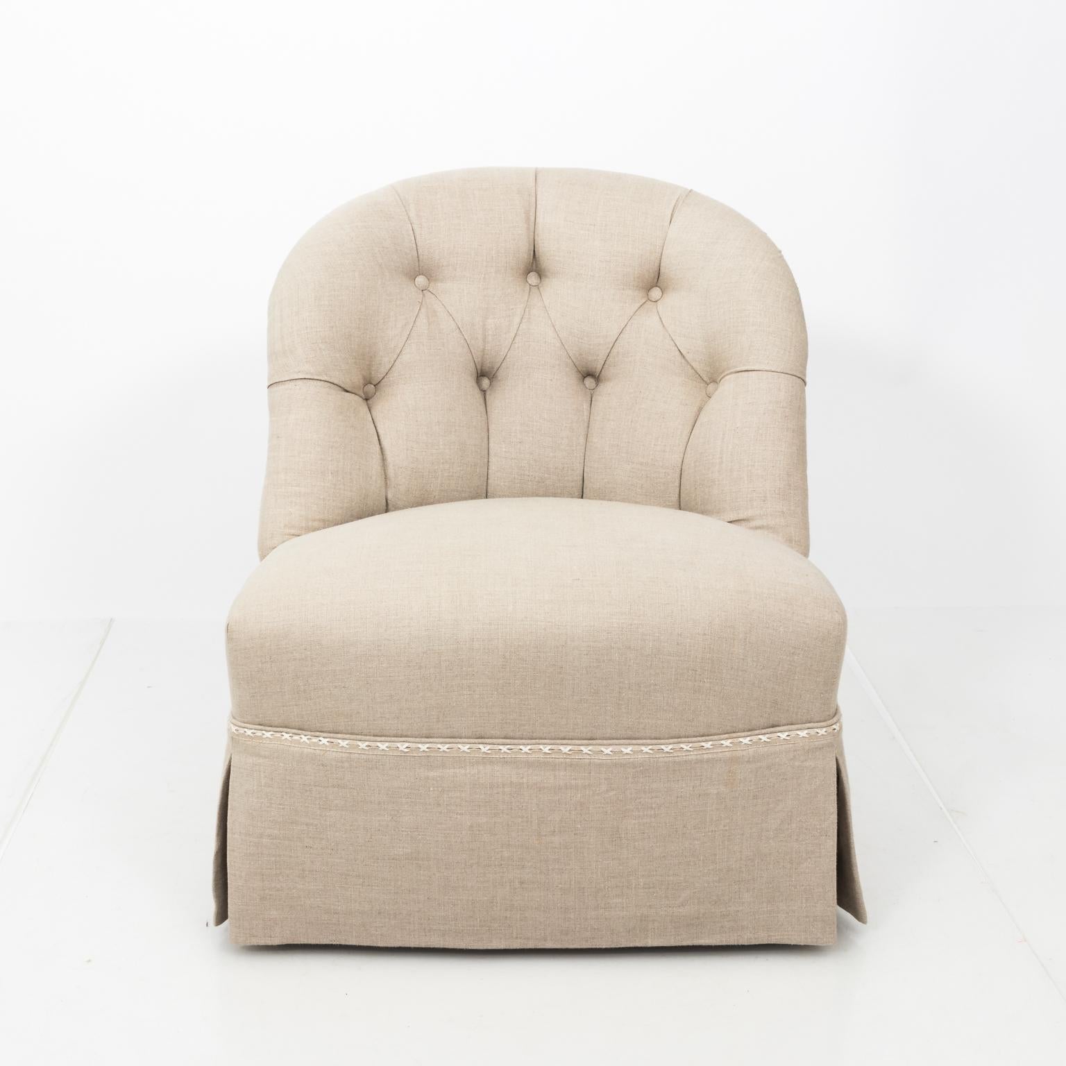 Pair of Tufted Linen Slipper Chairs (Leinen)