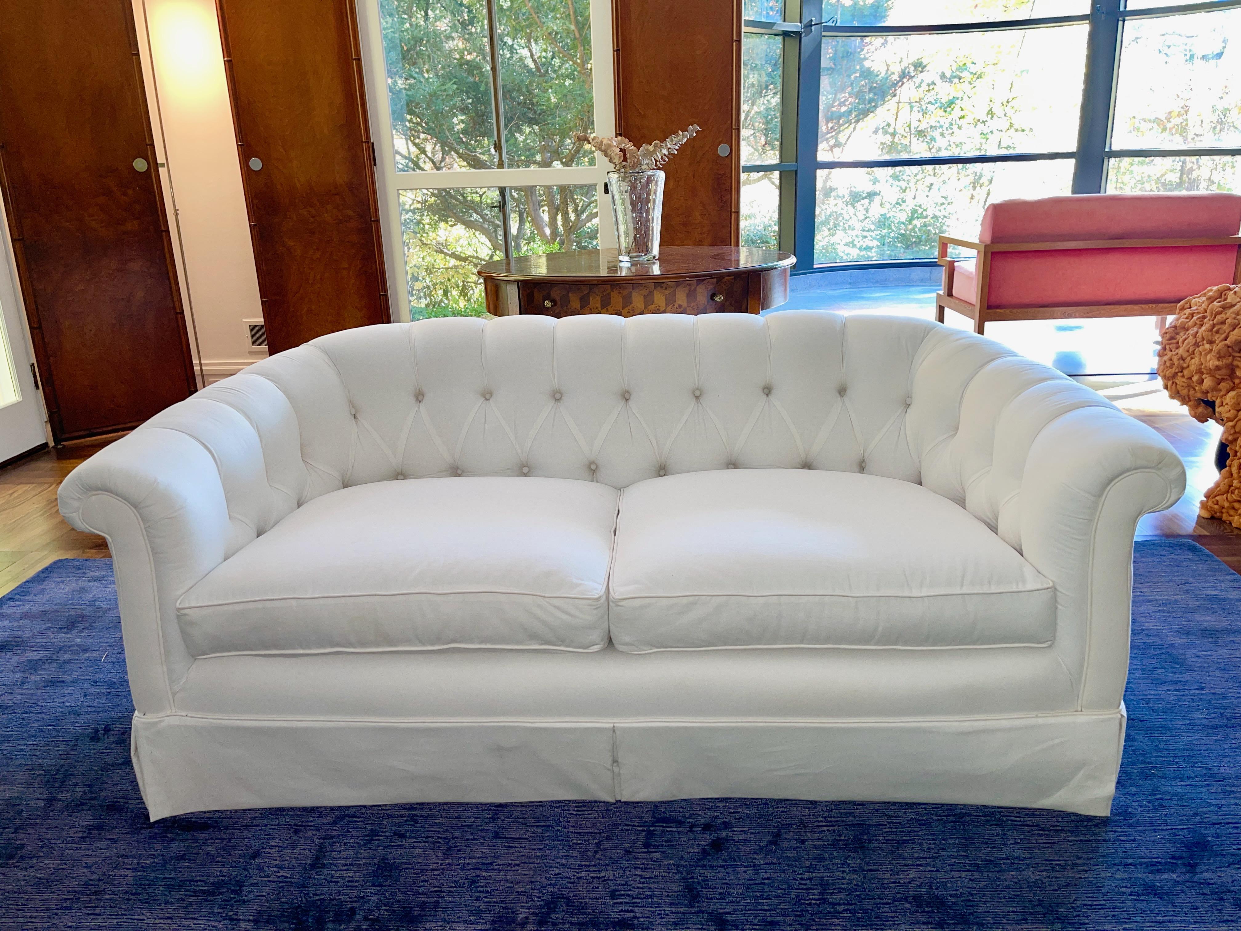 Paire de fauteuils matelassés en vente 4